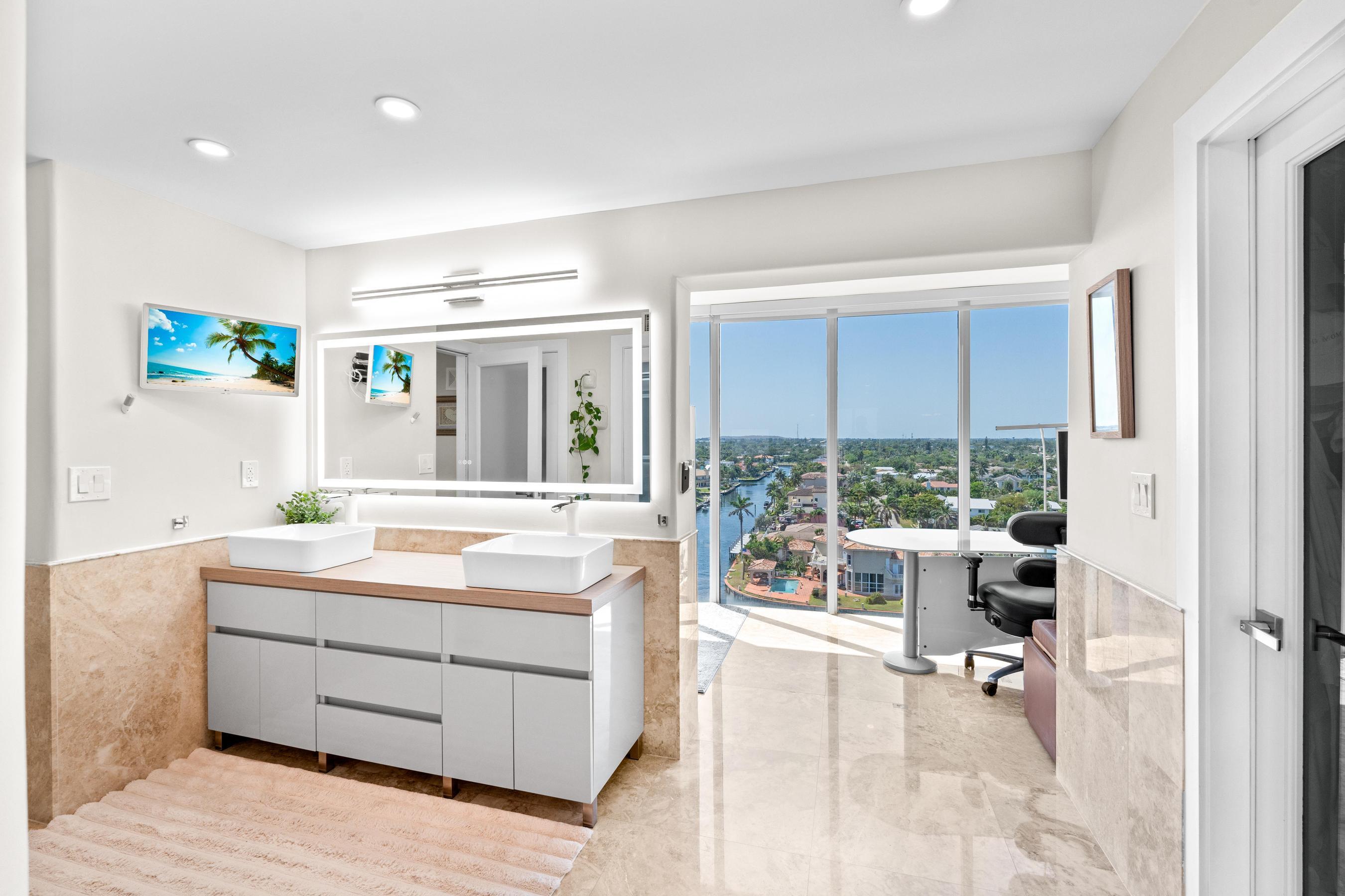 HILLSBORO ISLAND HOUSE CONDO - Residential