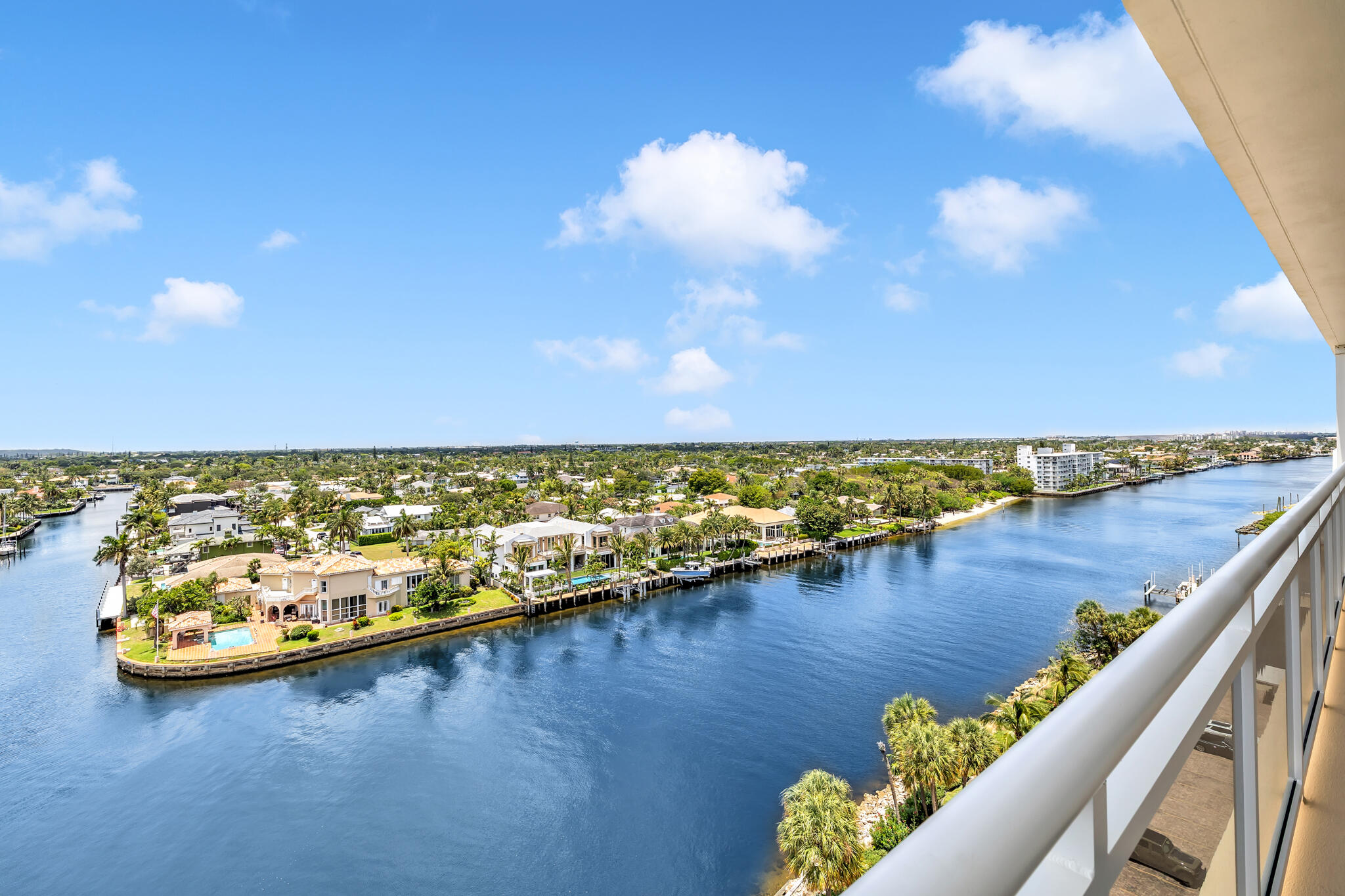 HILLSBORO ISLAND HOUSE CONDO - Residential