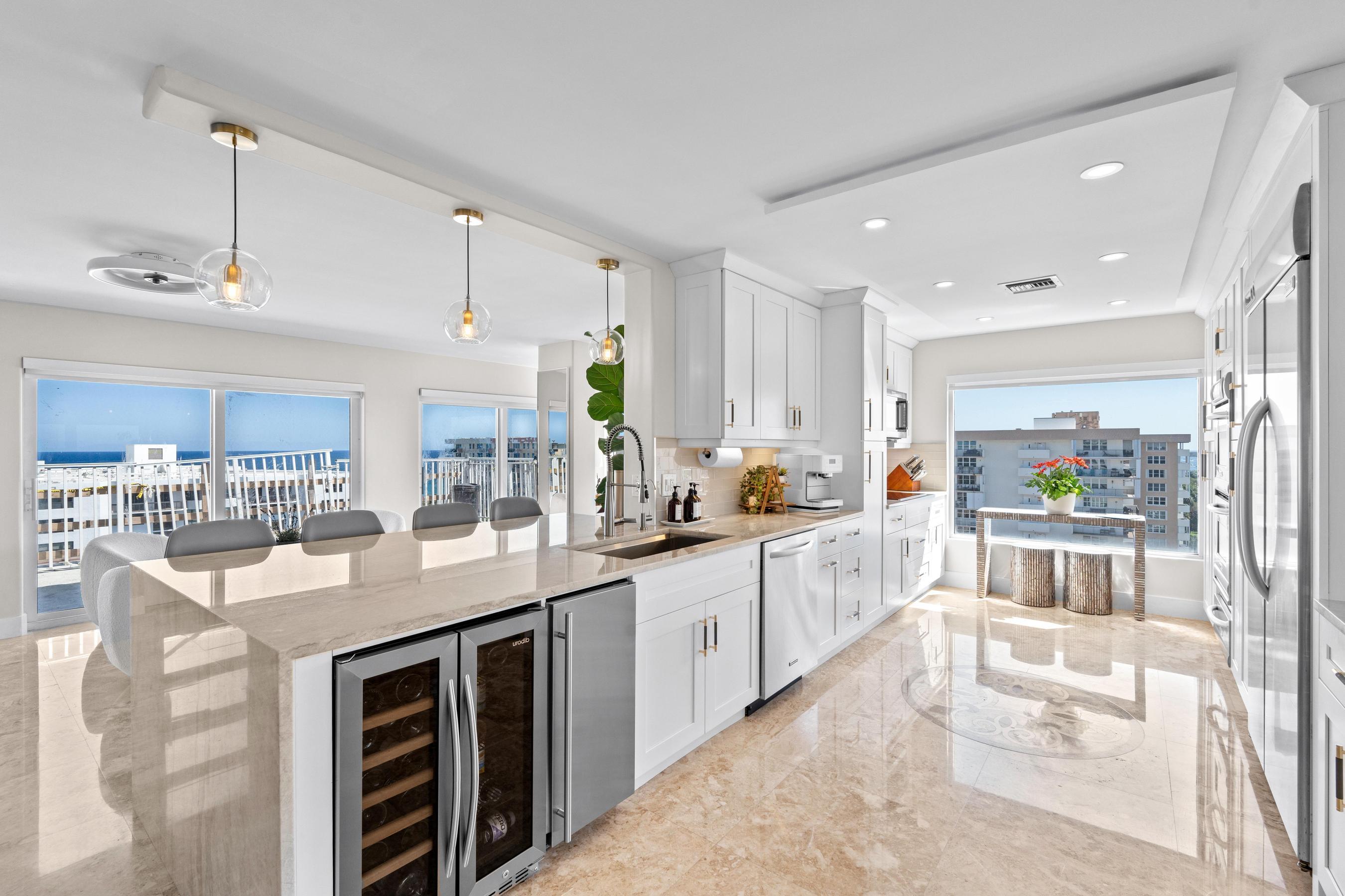 HILLSBORO ISLAND HOUSE CONDO - Residential