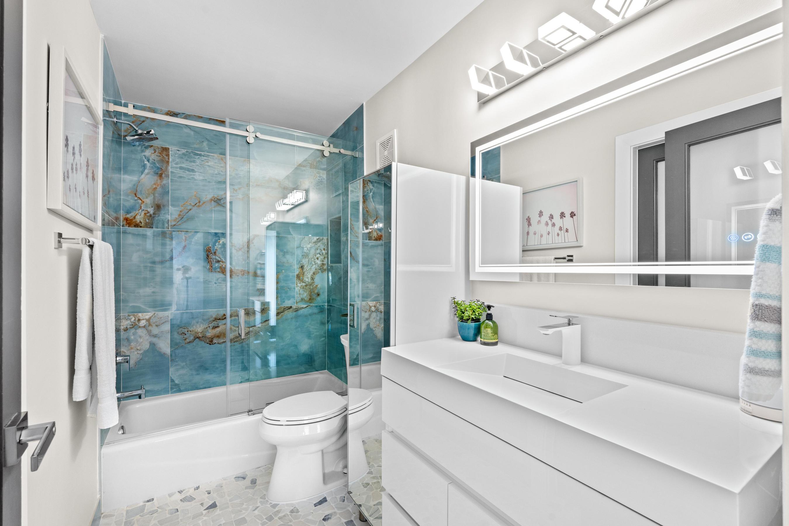 HILLSBORO ISLAND HOUSE CONDO - Residential