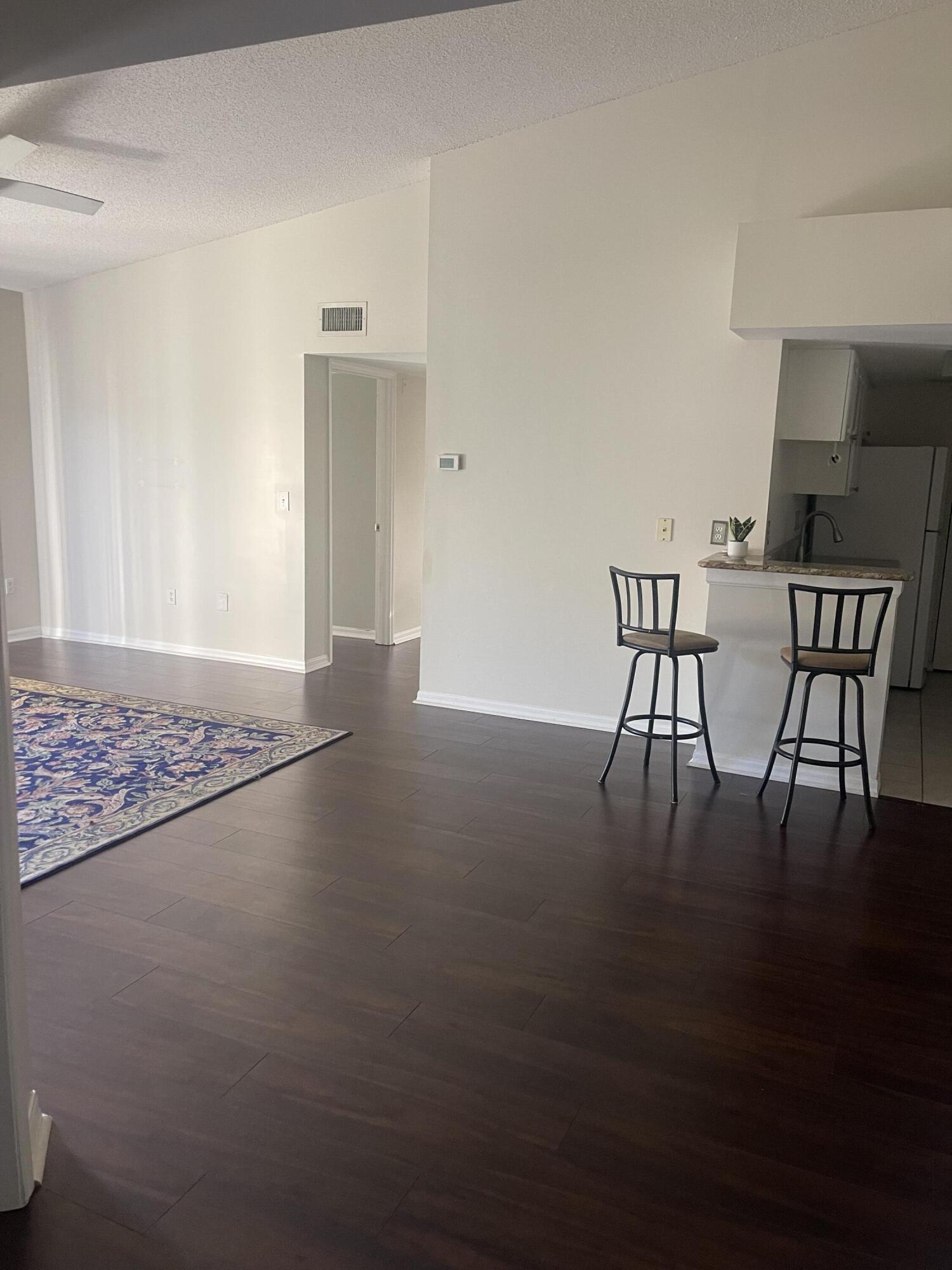 GRAND VIEW AT CRESTWOOD CONDO - Residential