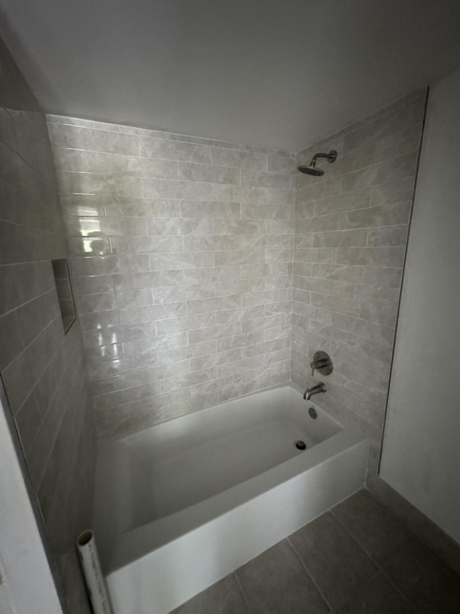 GRAND VIEW AT CRESTWOOD CONDO - Residential