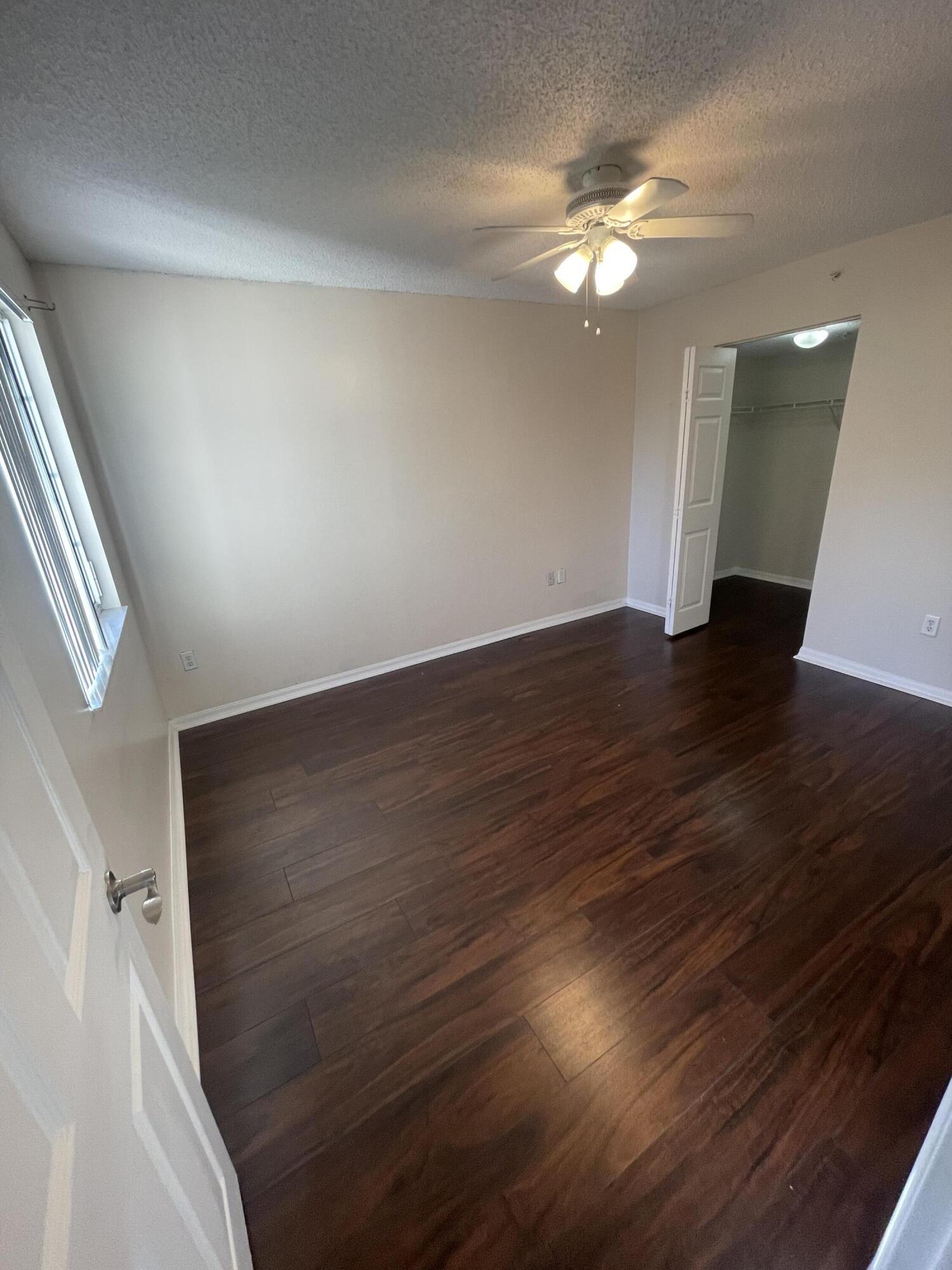 GRAND VIEW AT CRESTWOOD CONDO - Residential
