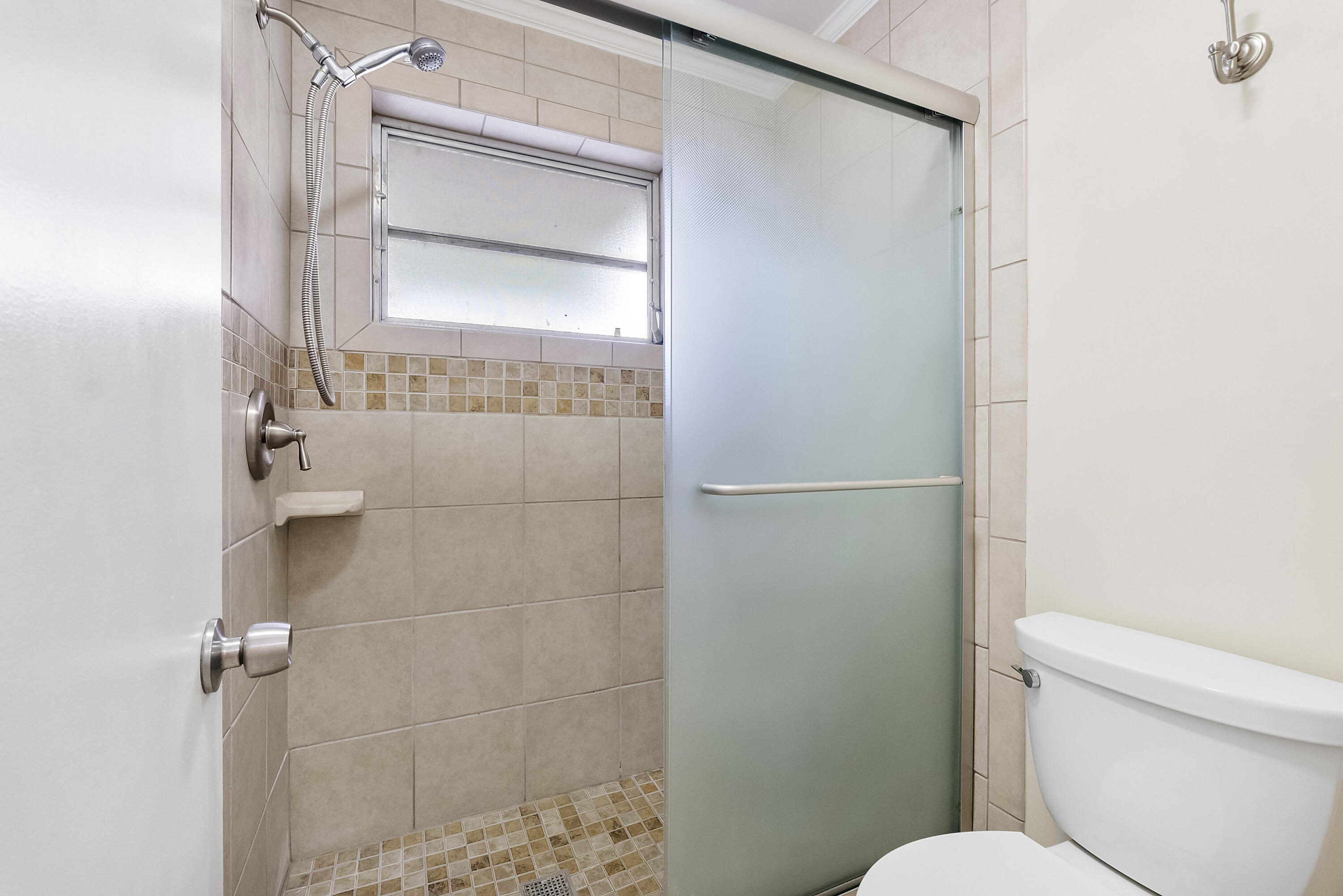 HIGH POINT OF DELRAY BEACH CONDO SEC I - Residential Lease
