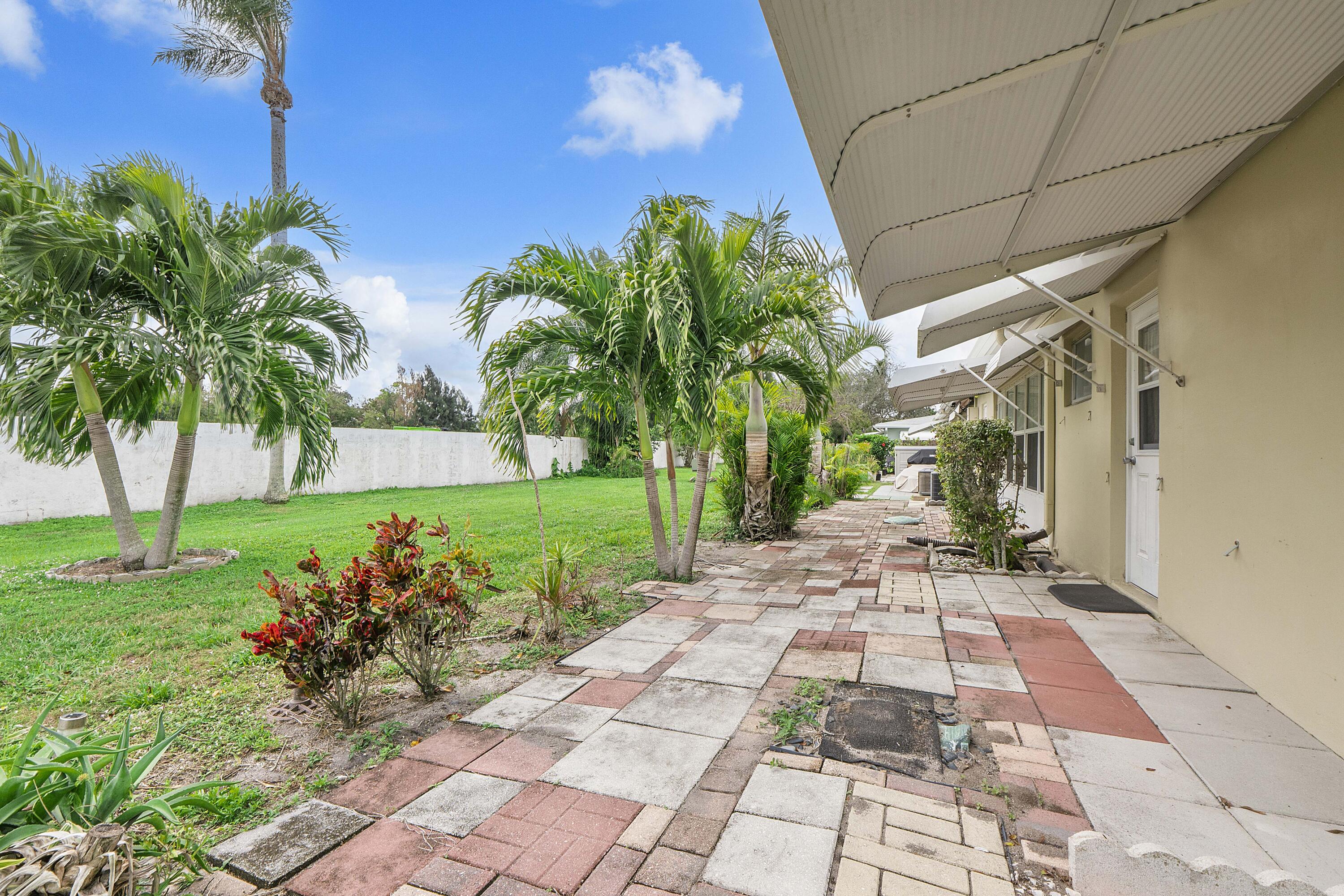 HIGH POINT OF DELRAY BEACH CONDO SEC I - Residential Lease