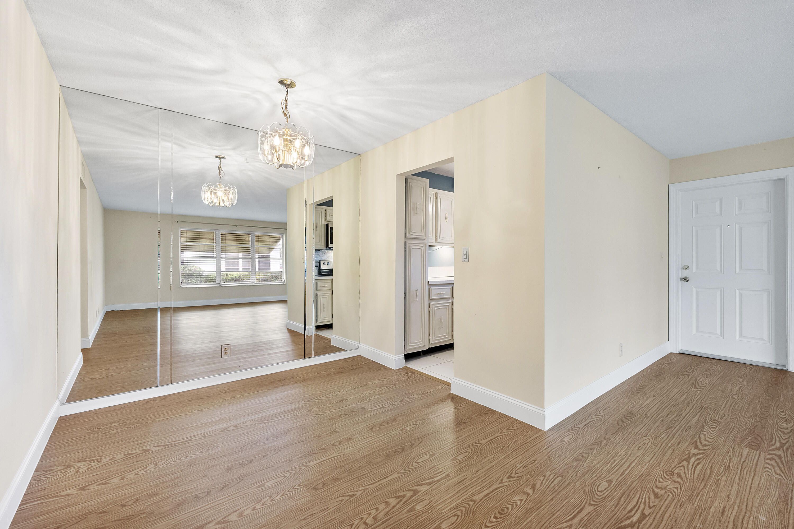 HIGH POINT OF DELRAY BEACH CONDO SEC I - Residential Lease