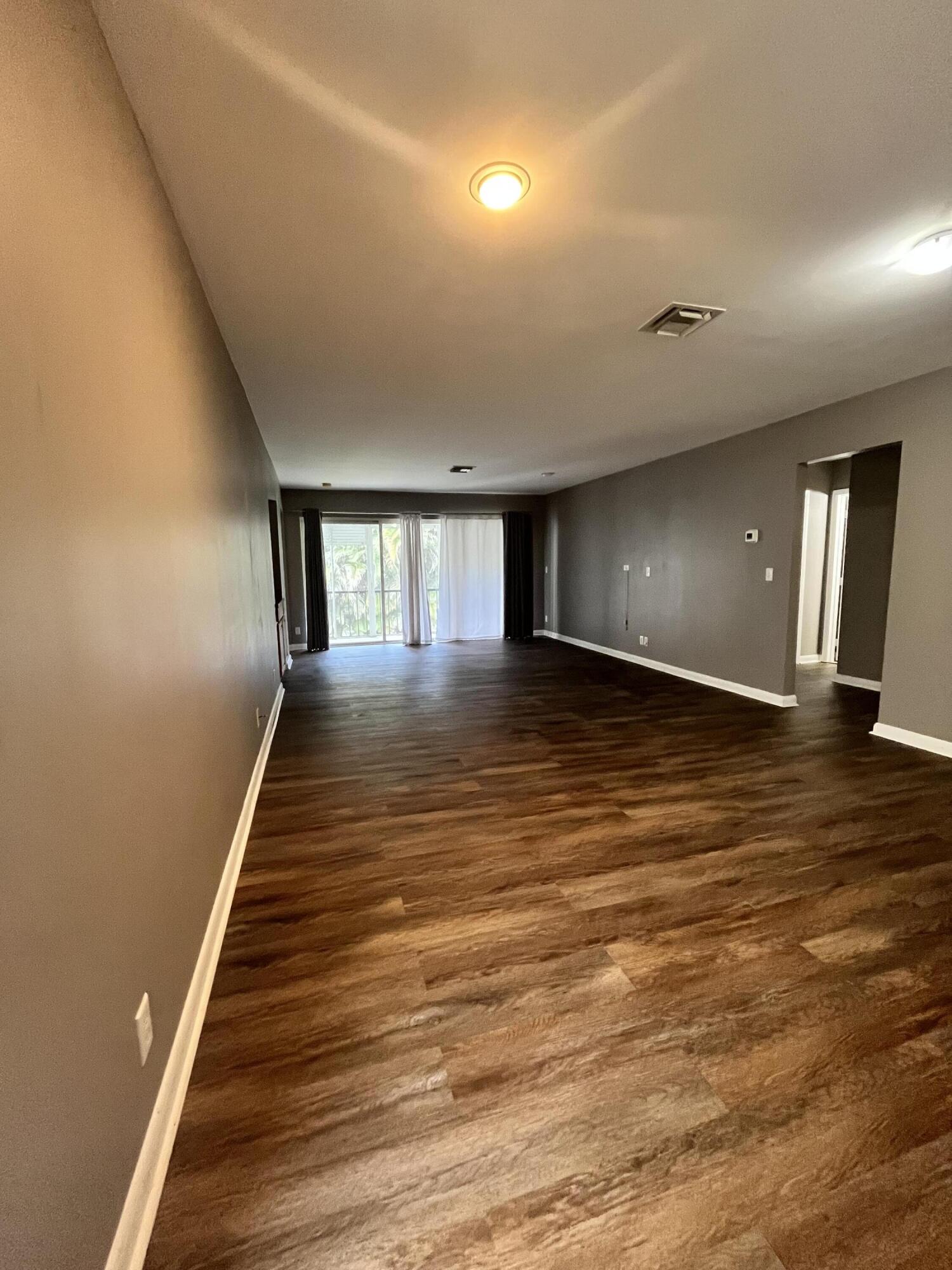 LANDS OF THE PRESIDENT CONDO 5 - Residential Lease
