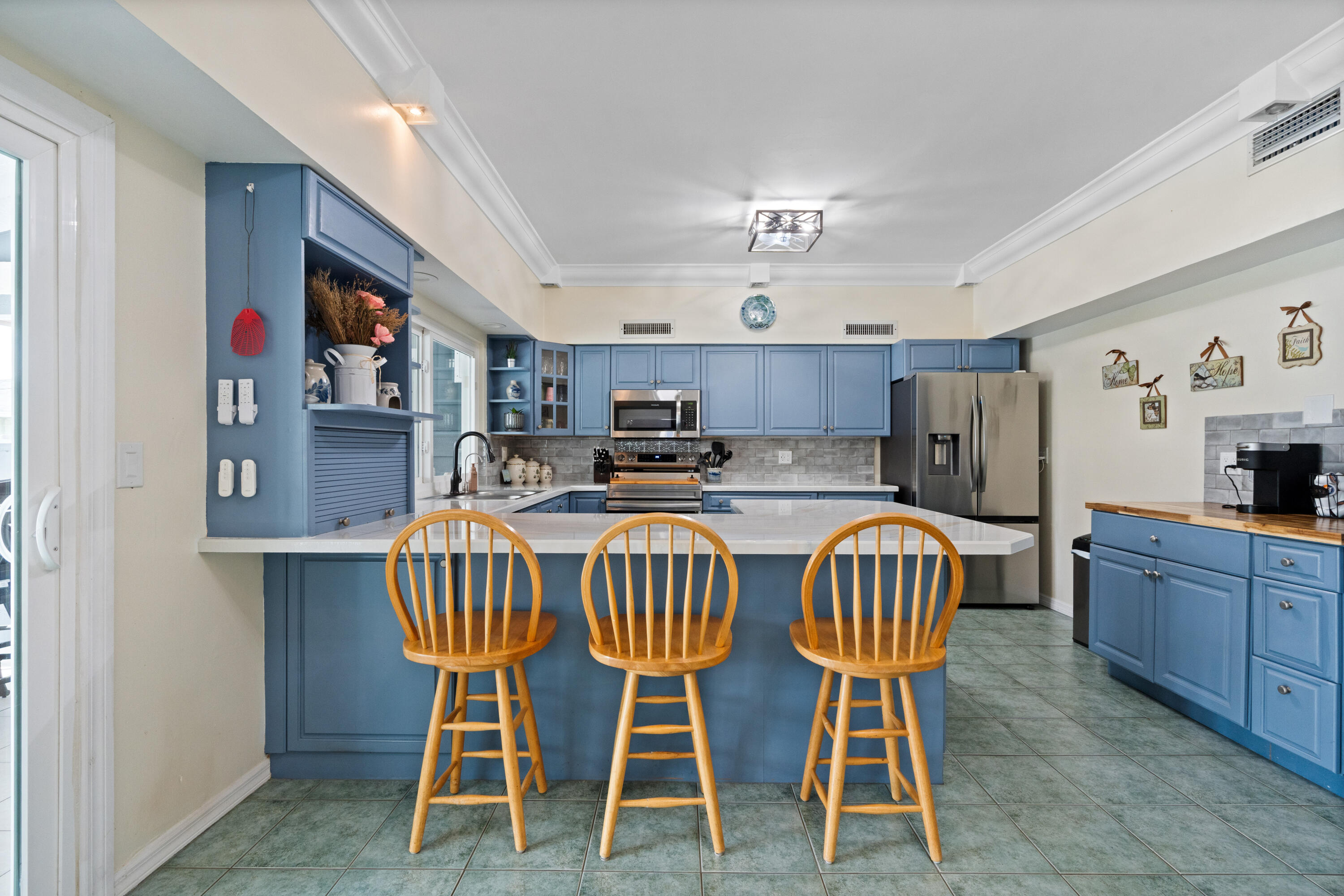 DARK HAMMOCK ESTATES UNIT 1 - Residential