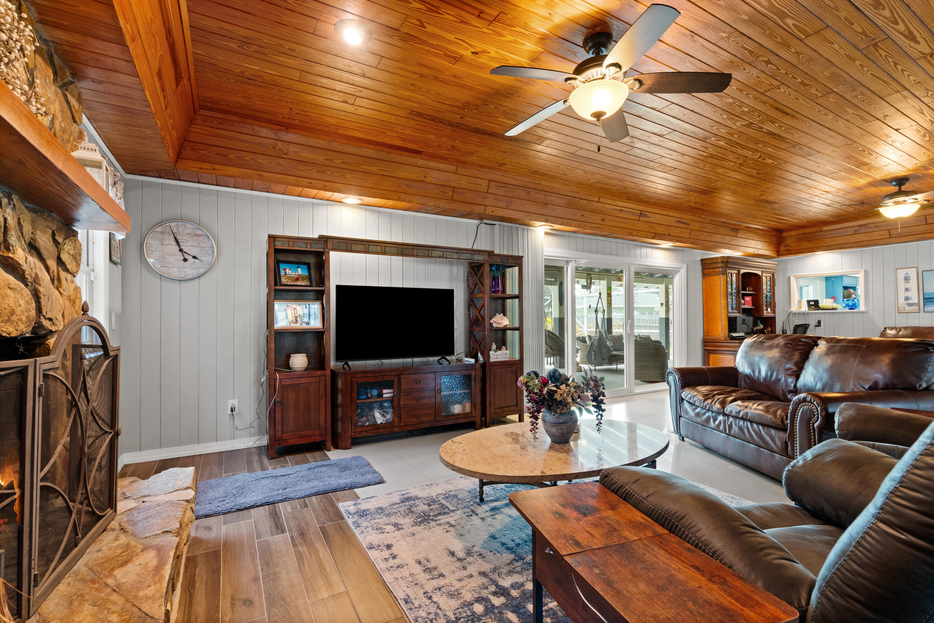 DARK HAMMOCK ESTATES UNIT 1 - Residential
