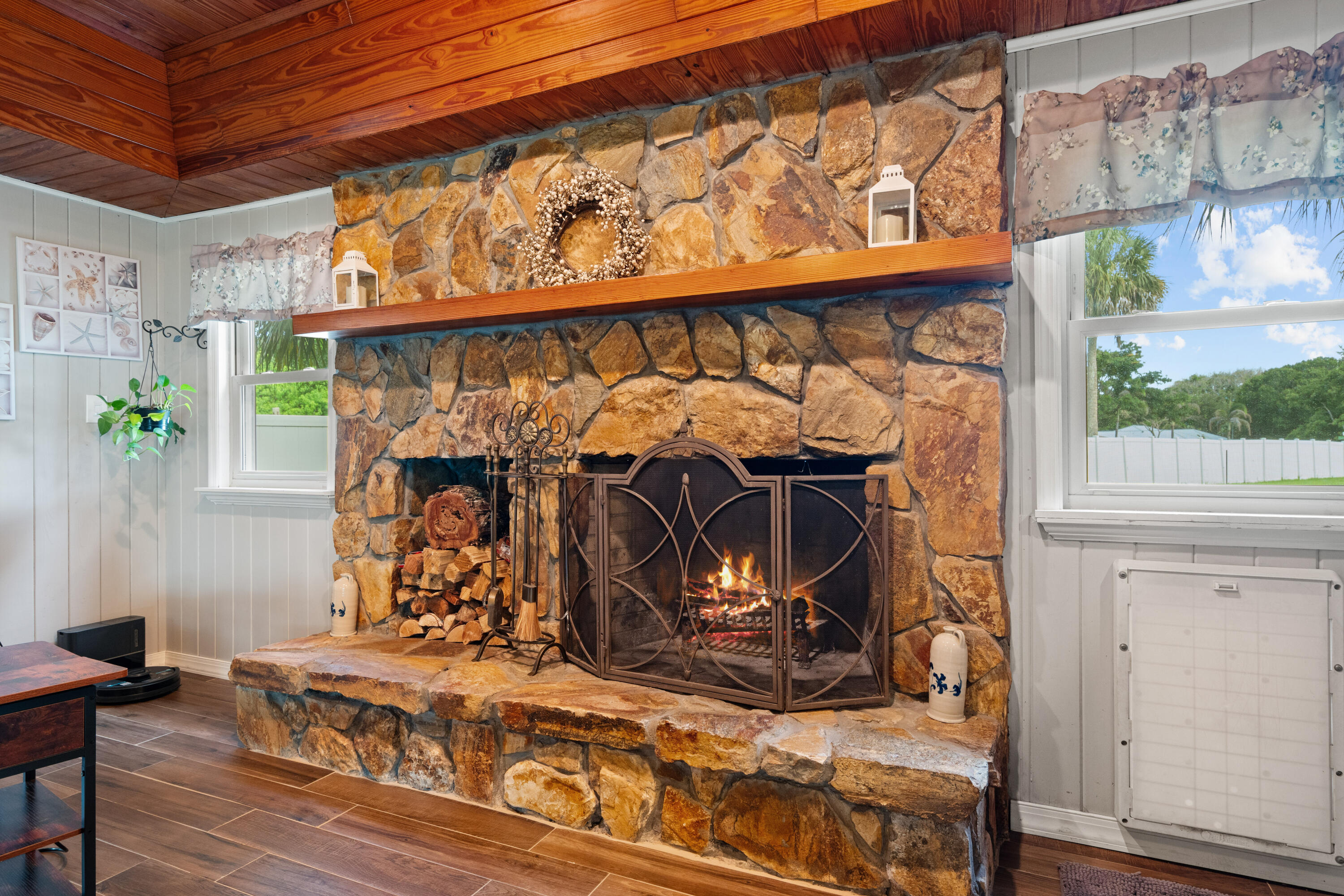 DARK HAMMOCK ESTATES UNIT 1 - Residential