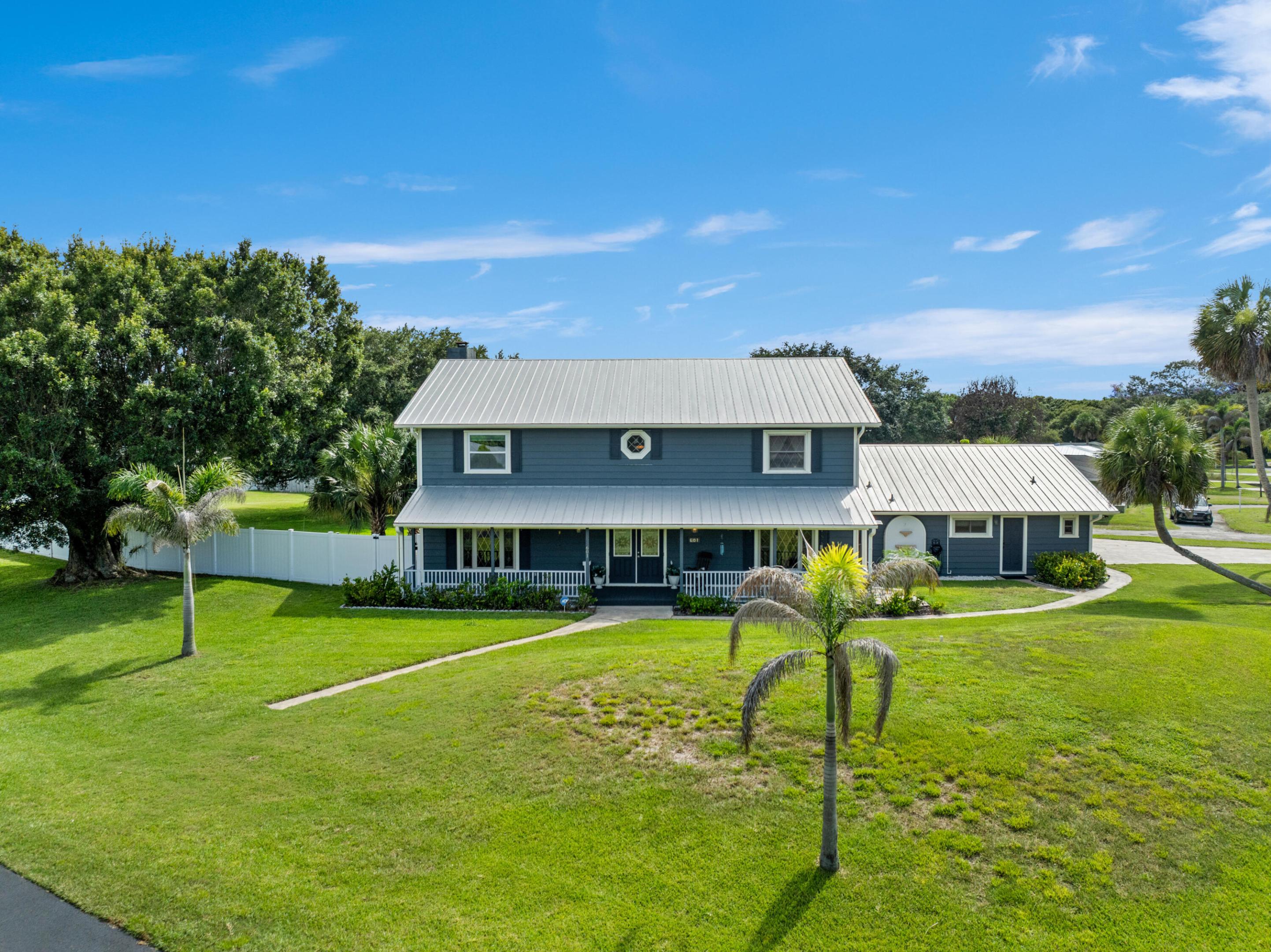 DARK HAMMOCK ESTATES UNIT 1 - Residential