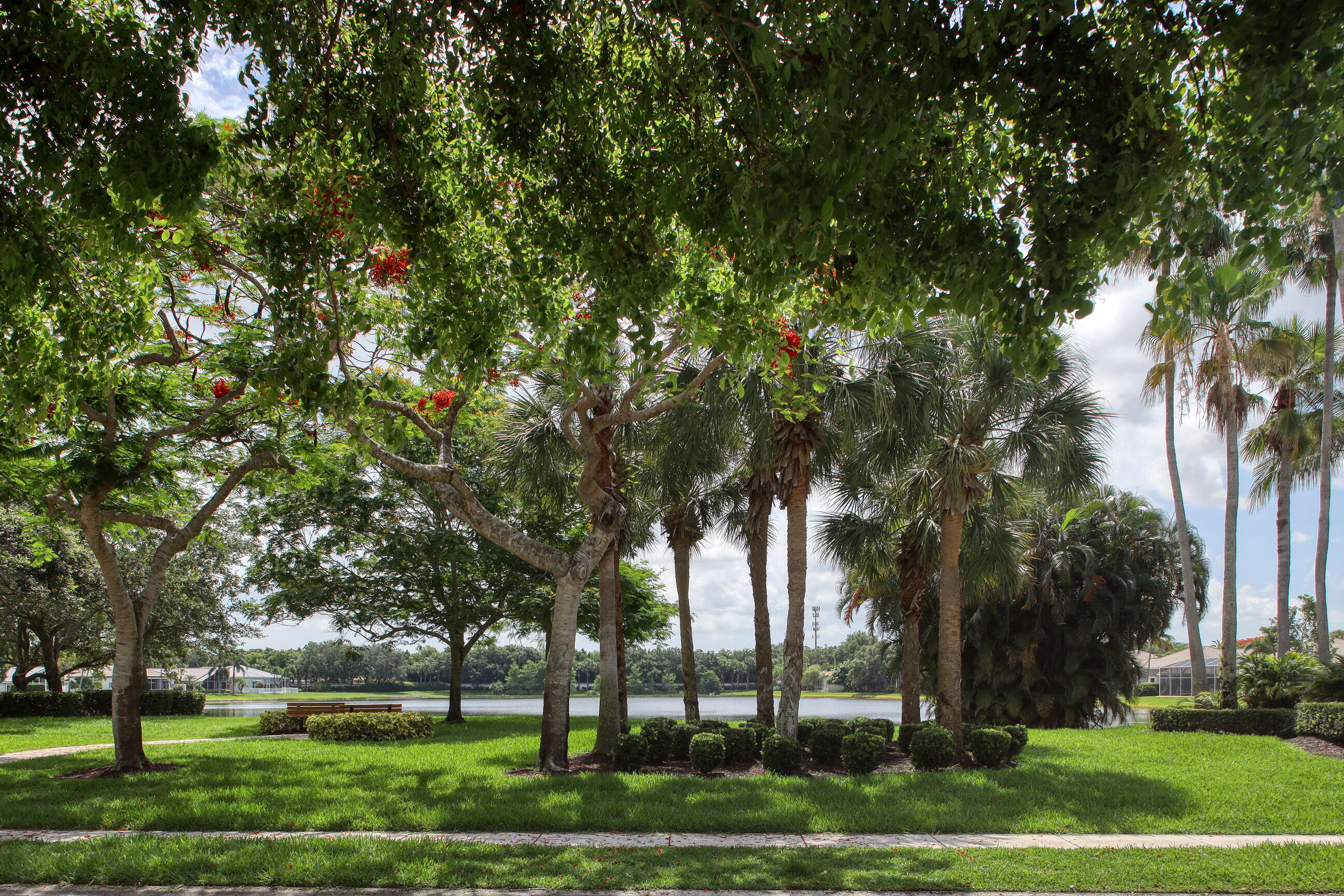 Bellaggio, TOWNE PARK 1 - Residential