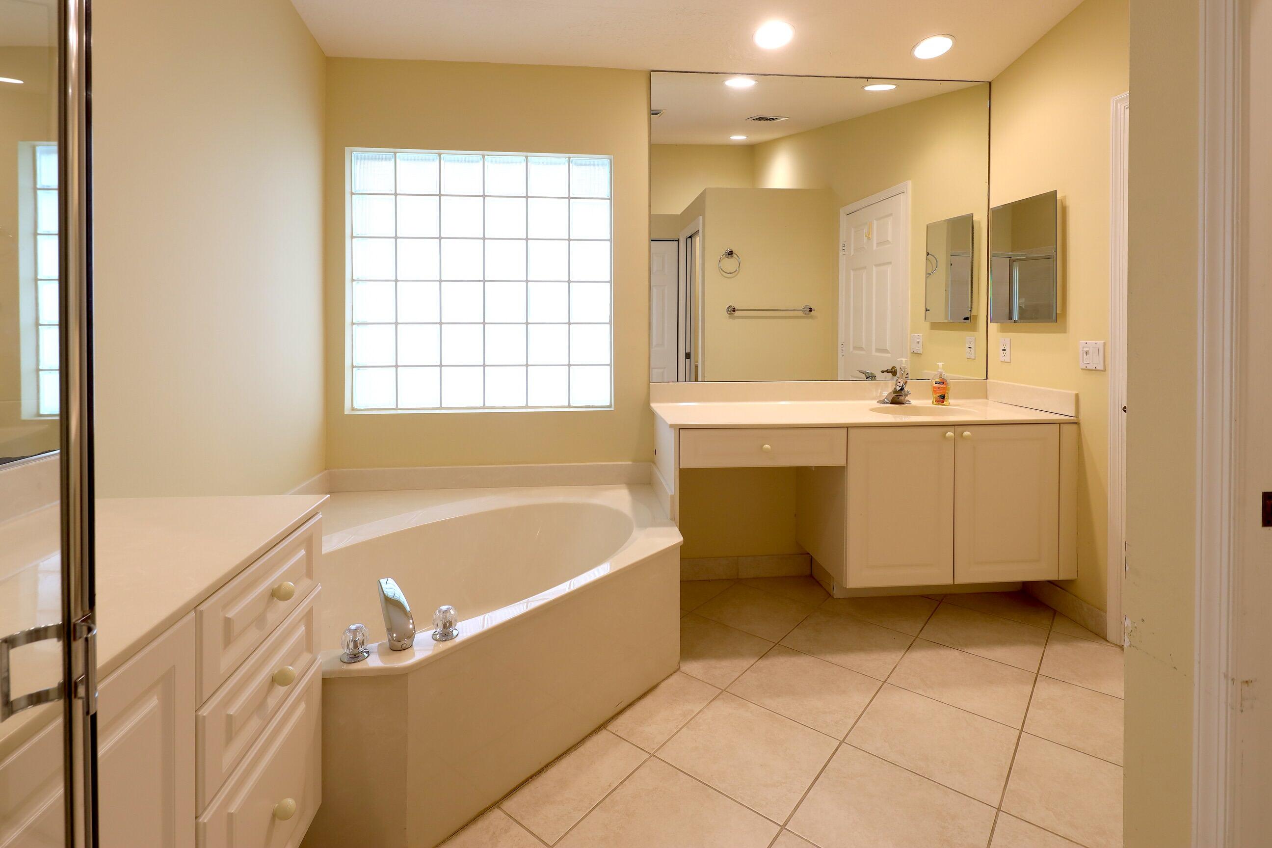Bellaggio, TOWNE PARK 1 - Residential
