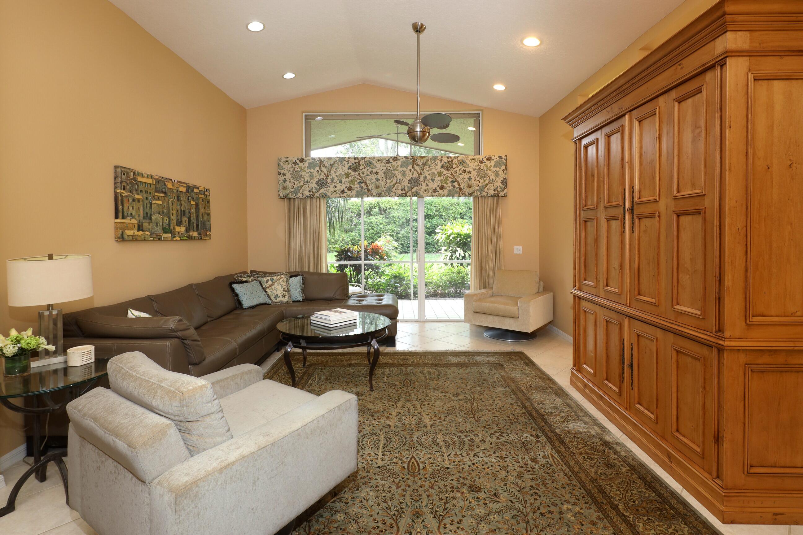 Bellaggio, TOWNE PARK 1 - Residential