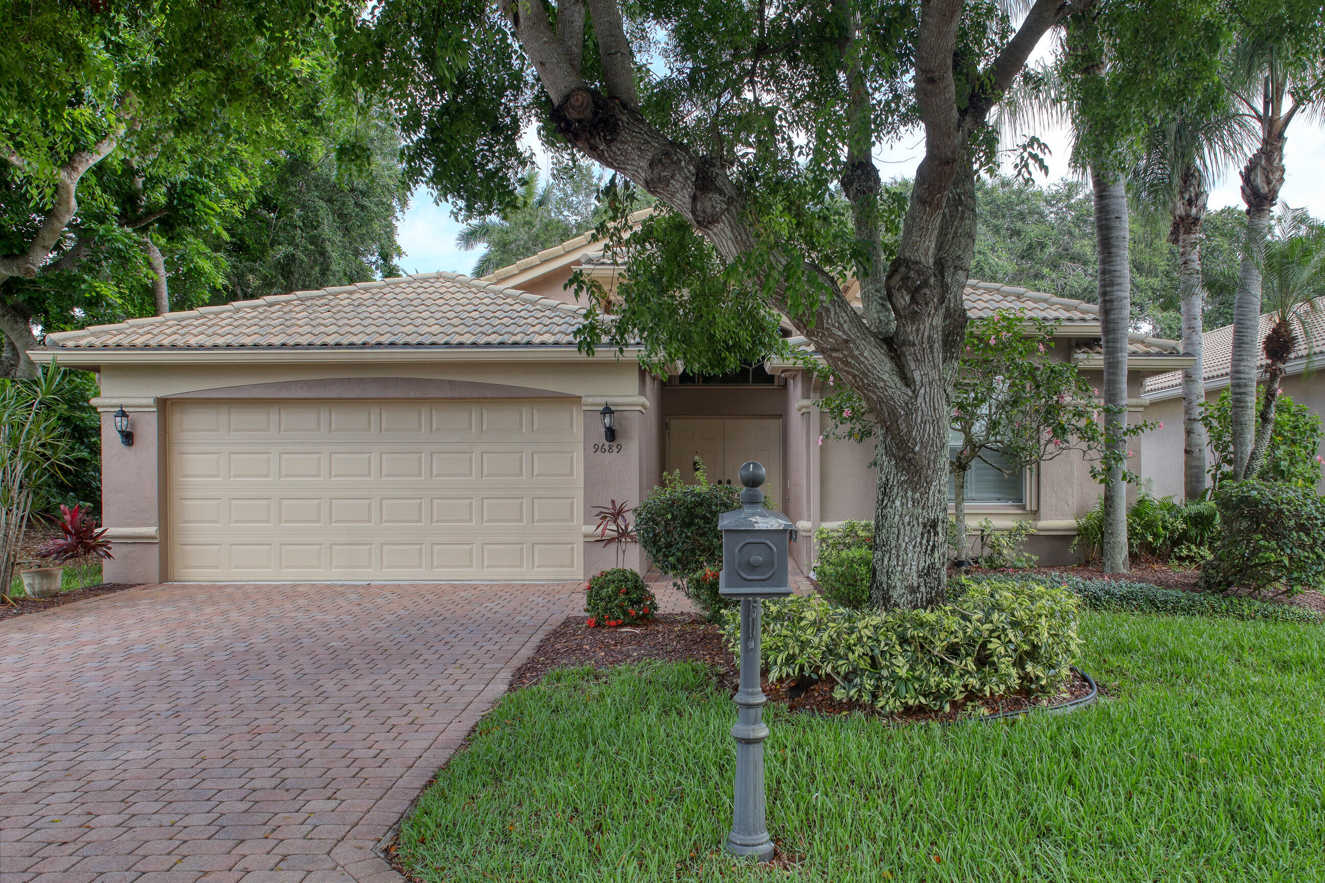 Bellaggio, TOWNE PARK 1 - Residential