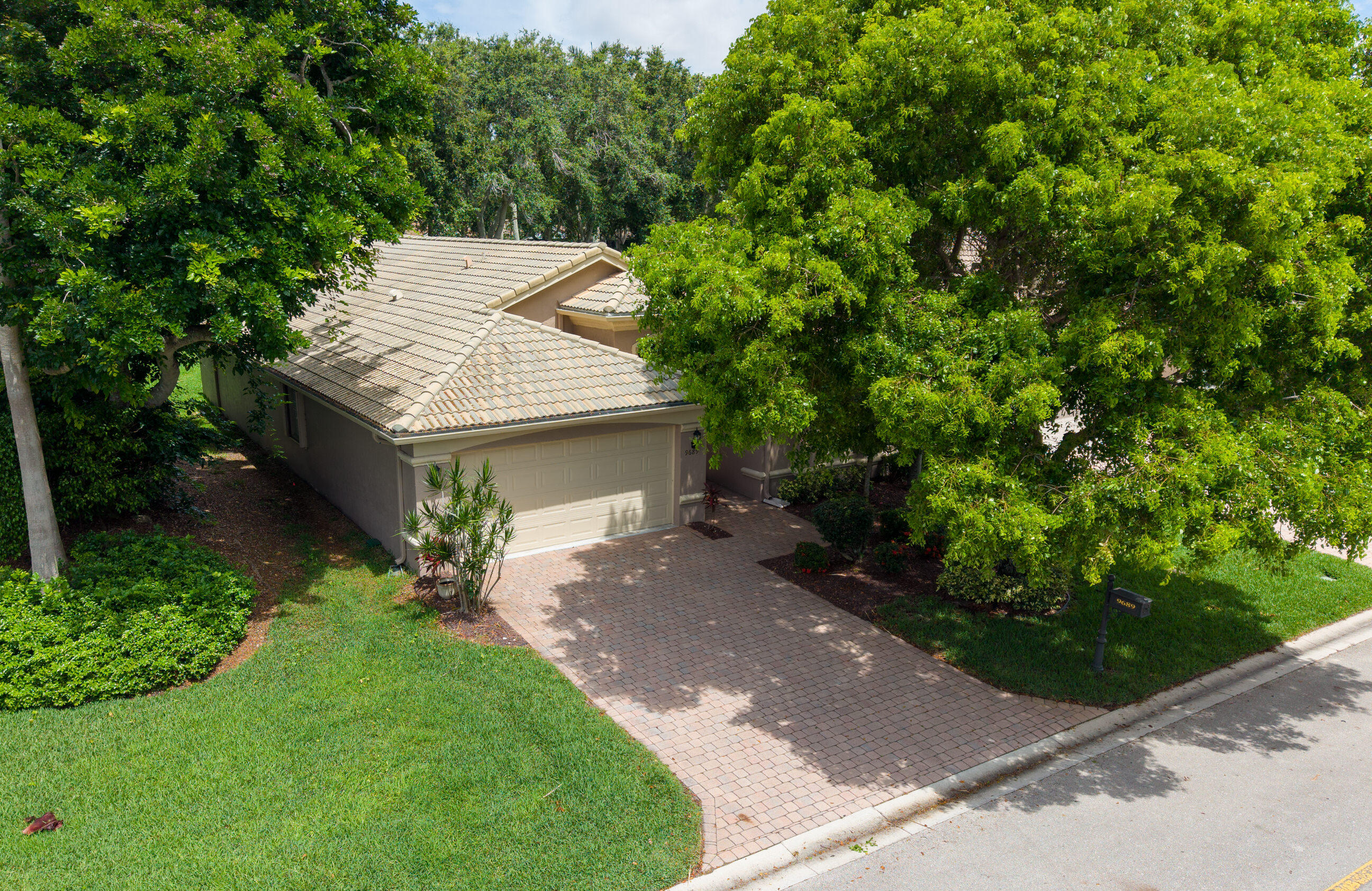 Bellaggio, TOWNE PARK 1 - Residential