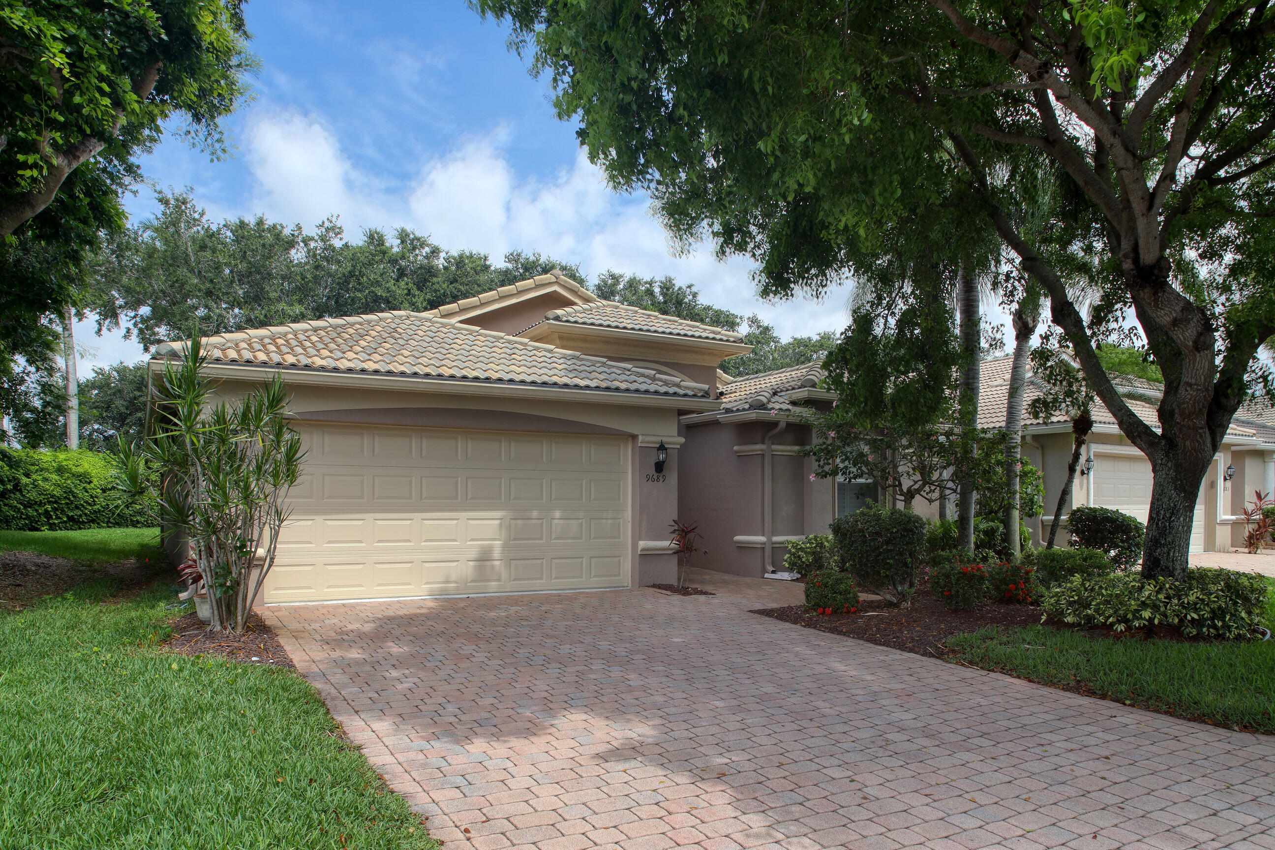 Bellaggio, TOWNE PARK 1 - Residential