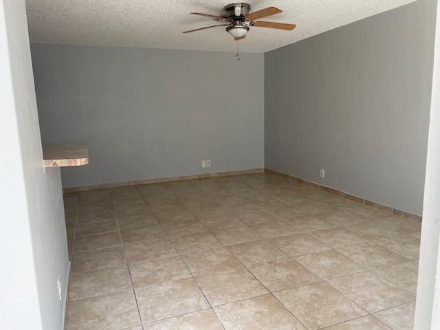 CROSSINGS OF BOYNTON BEACH CONDO - Residential Lease