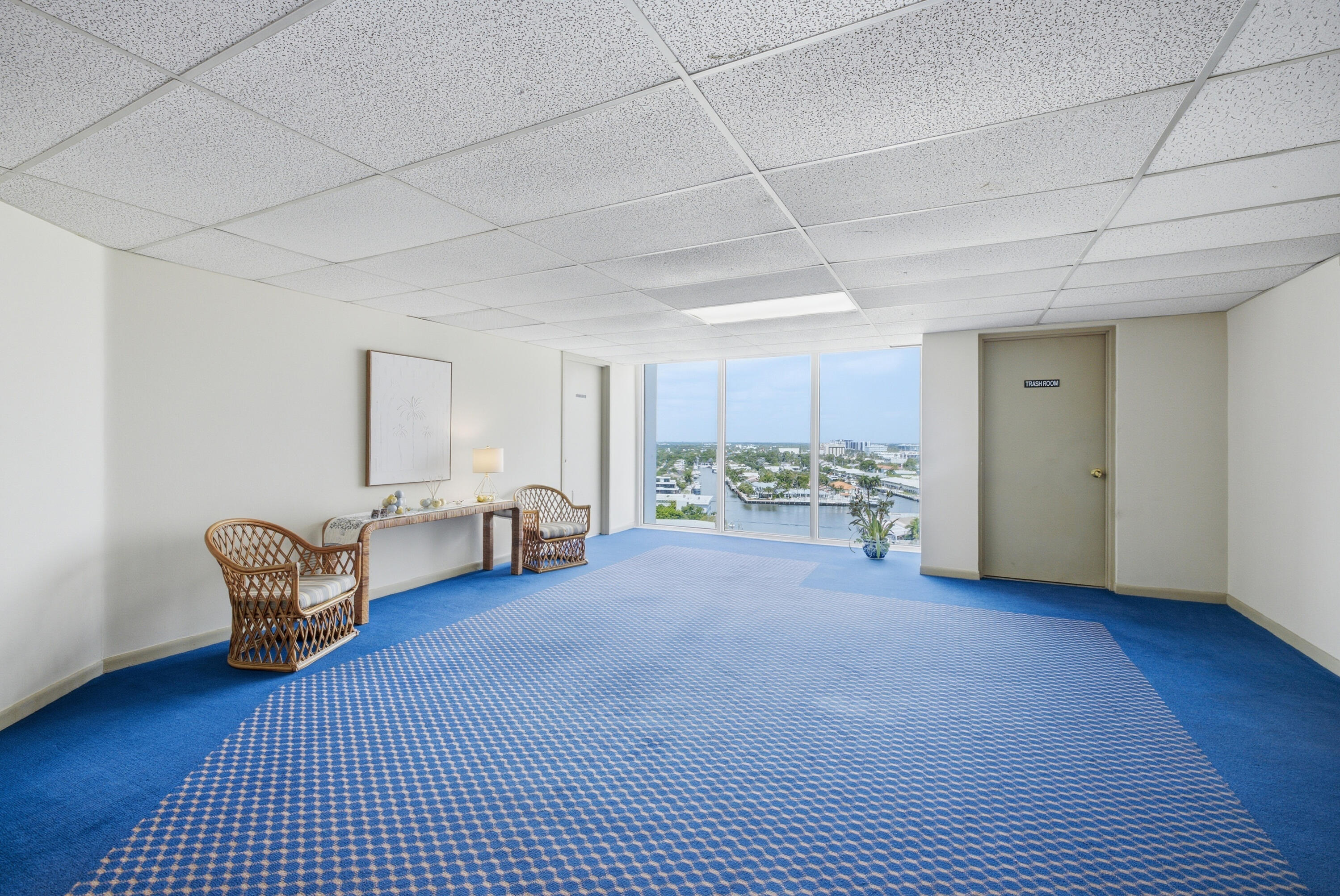 VANTAGE VIEW CONDO - Residential