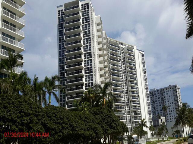 VANTAGE VIEW CONDO - Residential