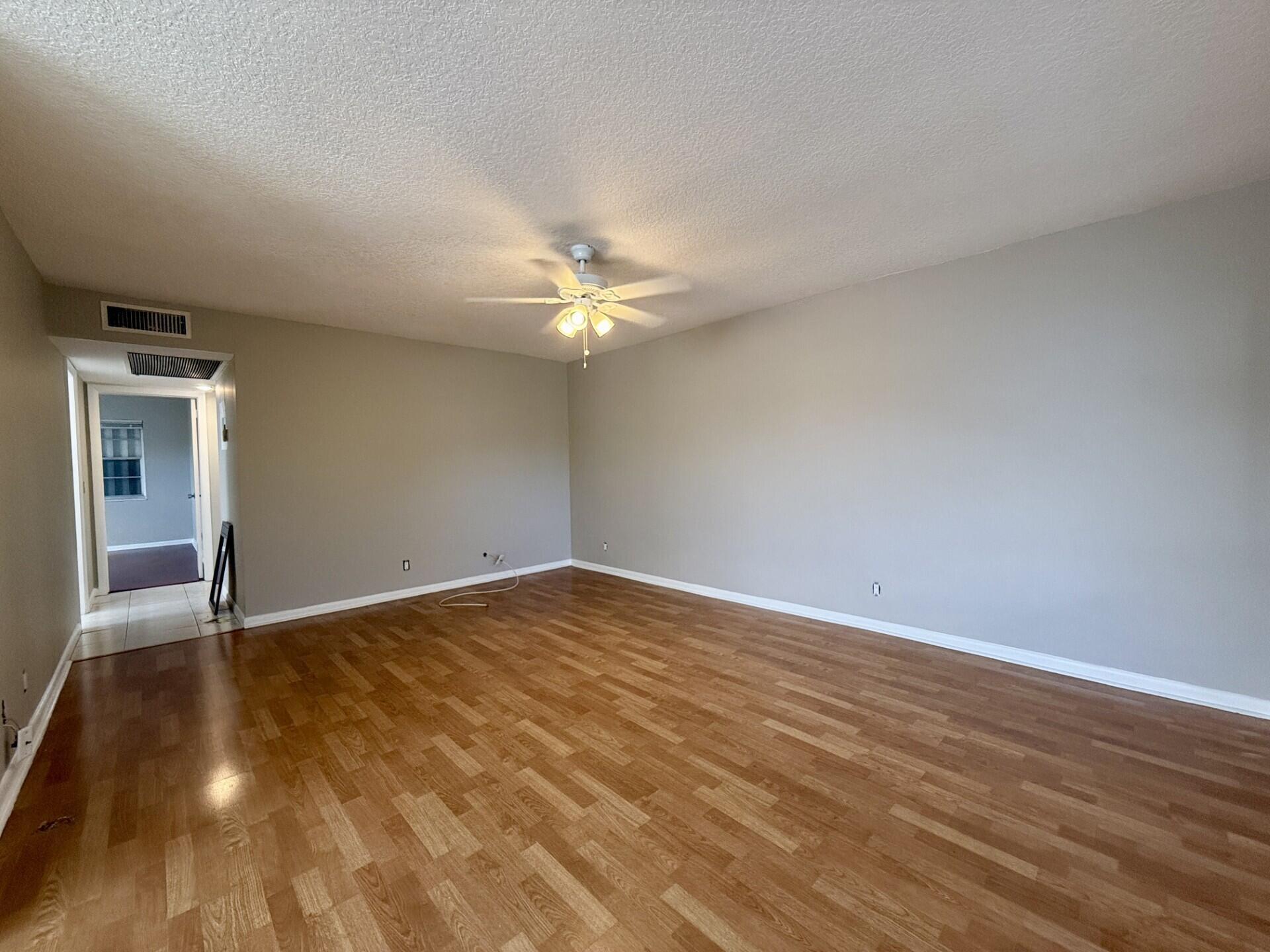 SHEFFIELD CONDOS A TO Q - Residential Lease