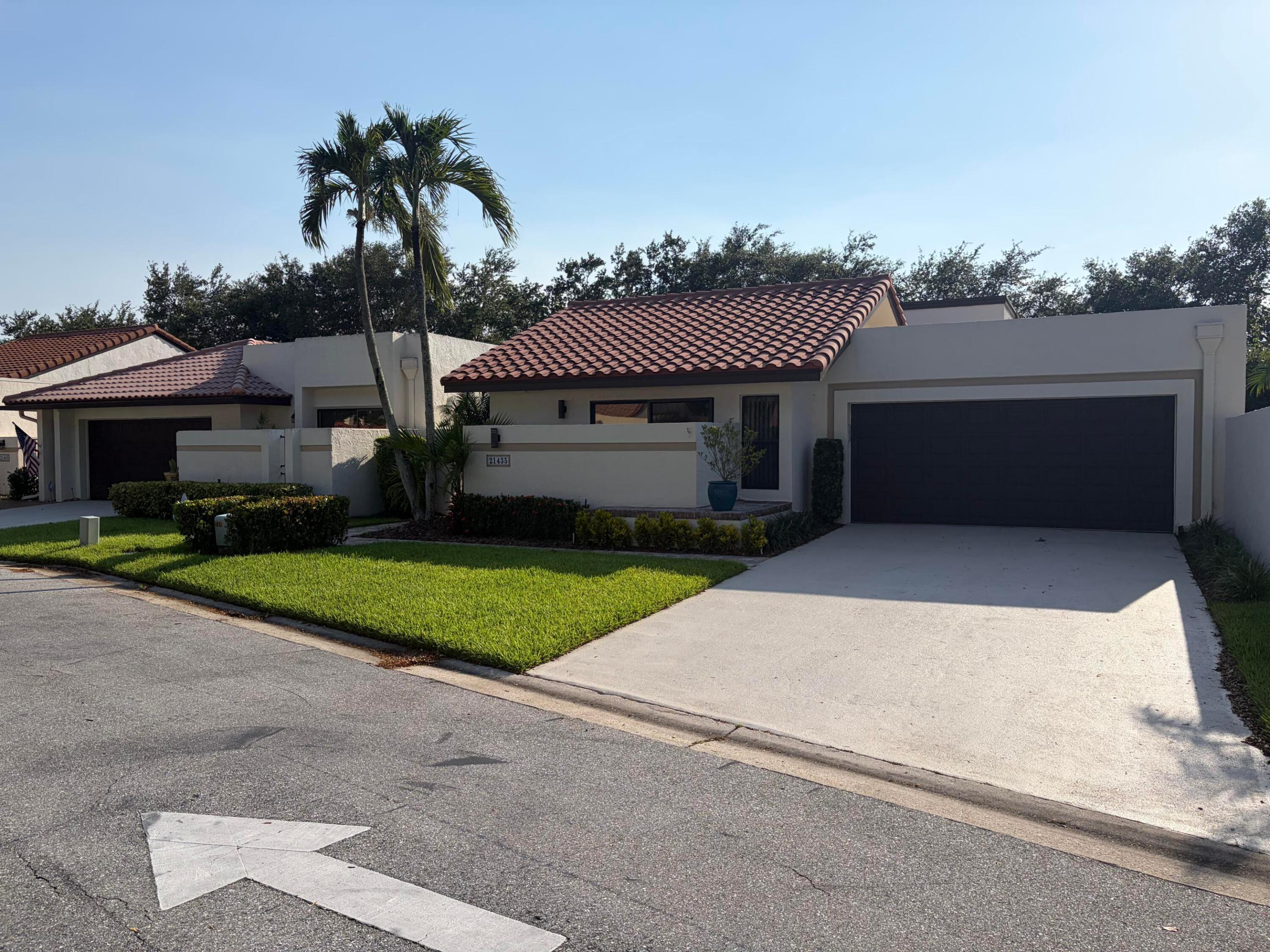 PRADERA OF VIA VERDE - Residential Lease