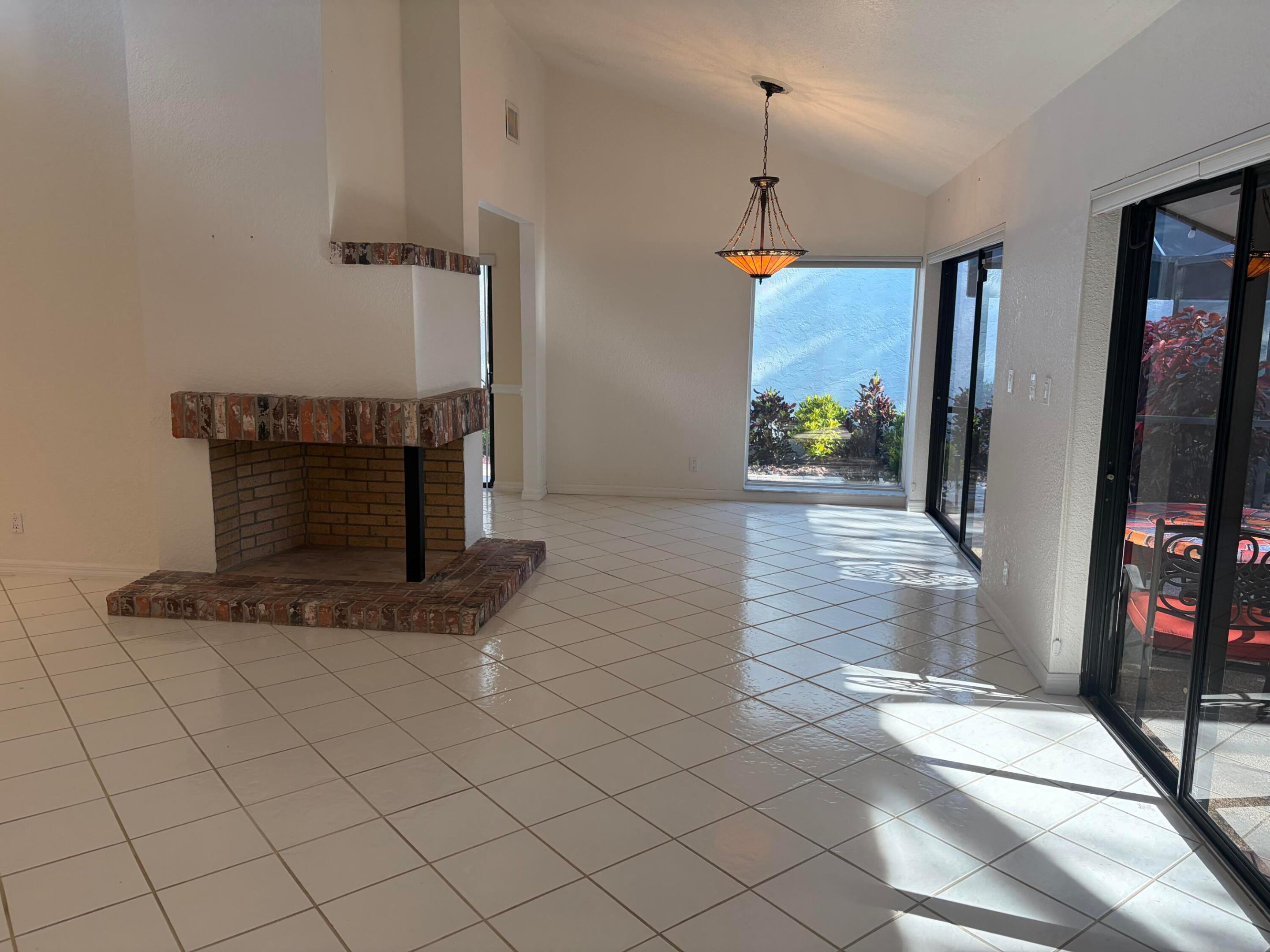 PRADERA OF VIA VERDE - Residential Lease