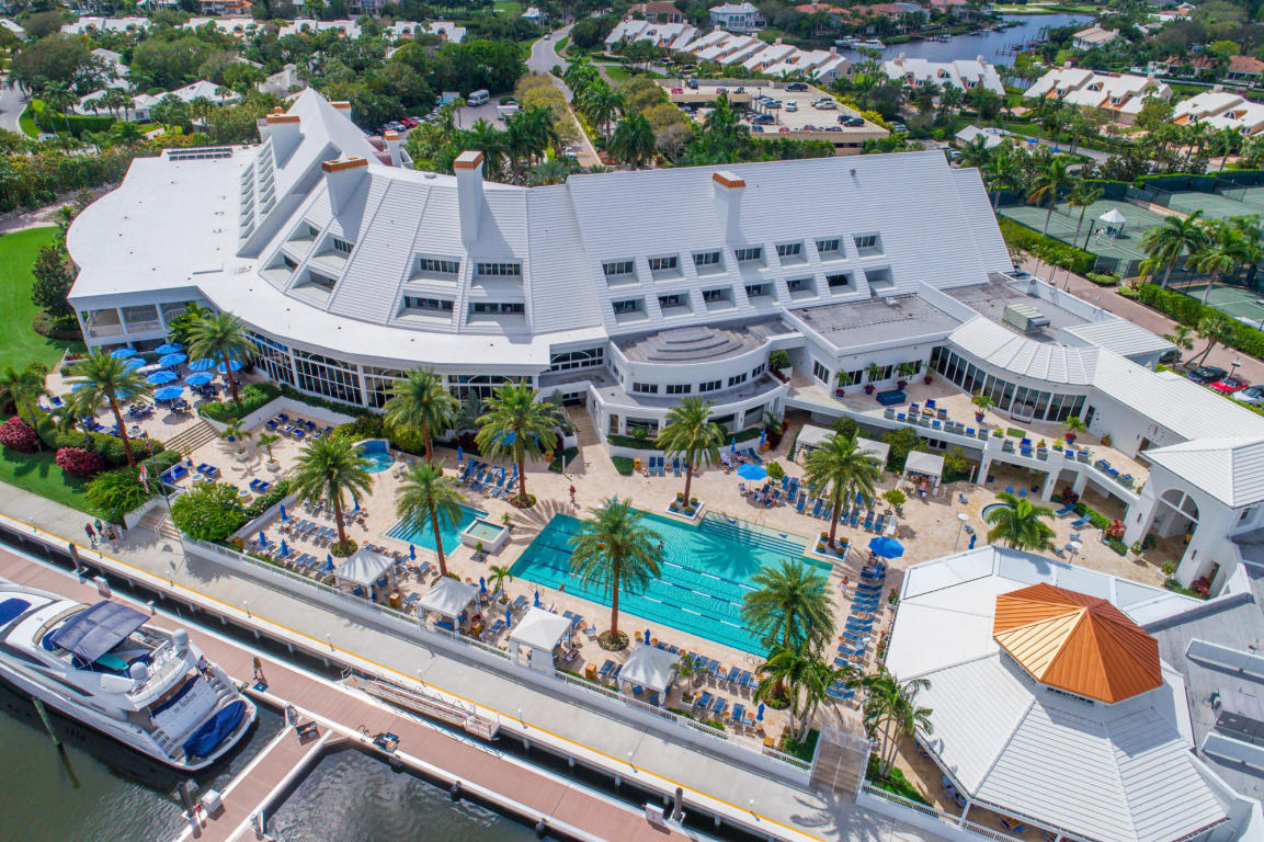 ADMIRALS COVE - Residential