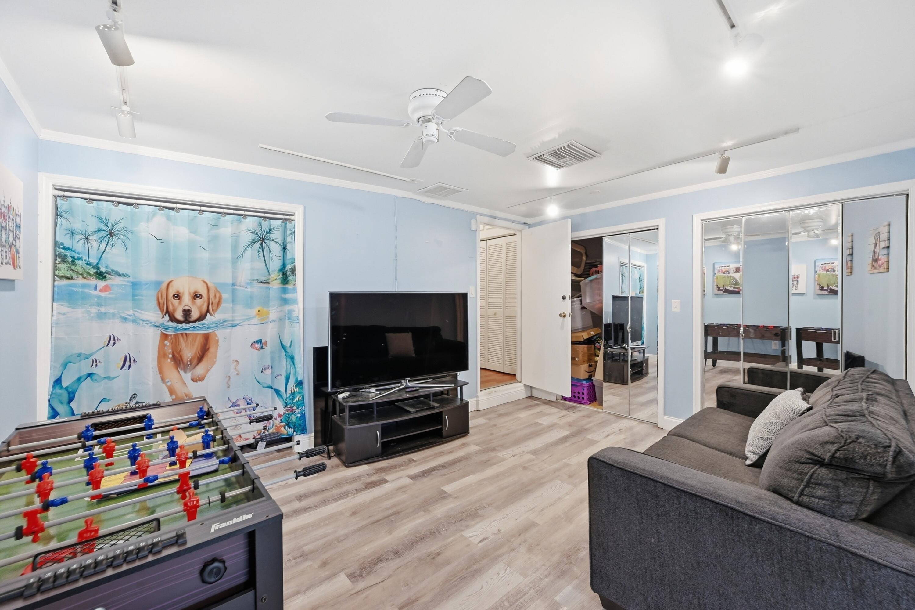 JACARANDA AREA 12-C - Residential
