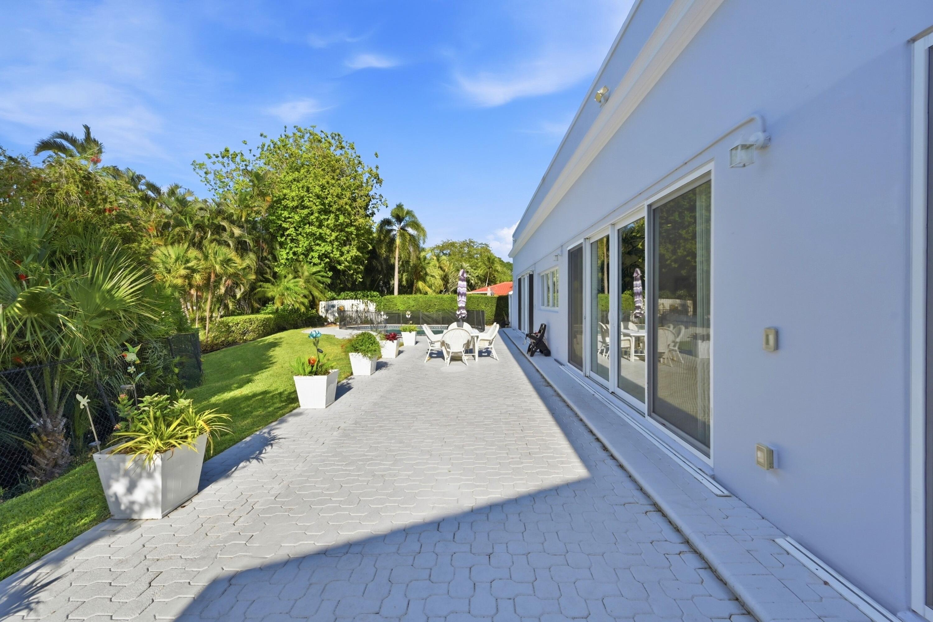 JACARANDA AREA 12-C - Residential