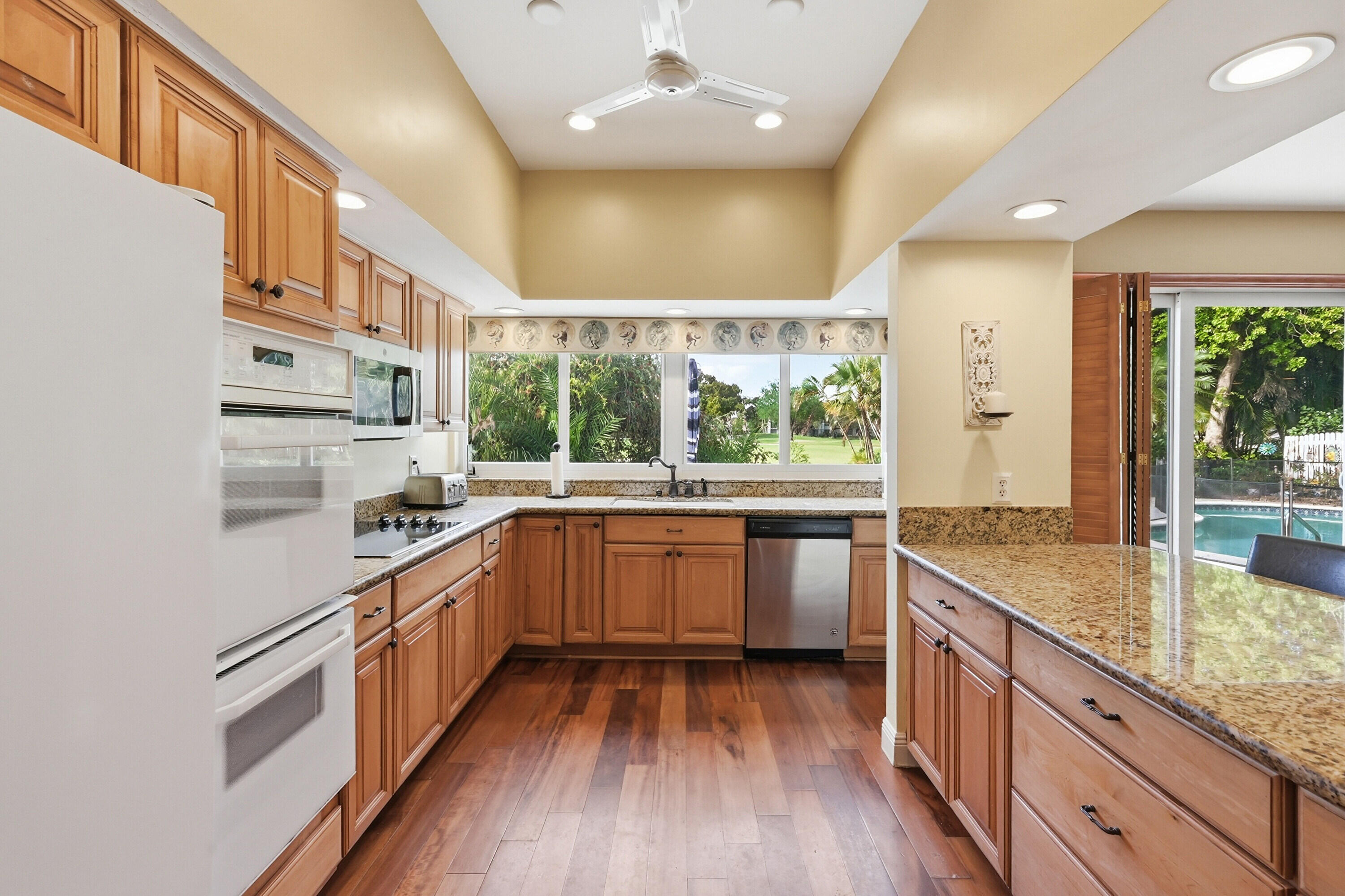 JACARANDA AREA 12-C - Residential