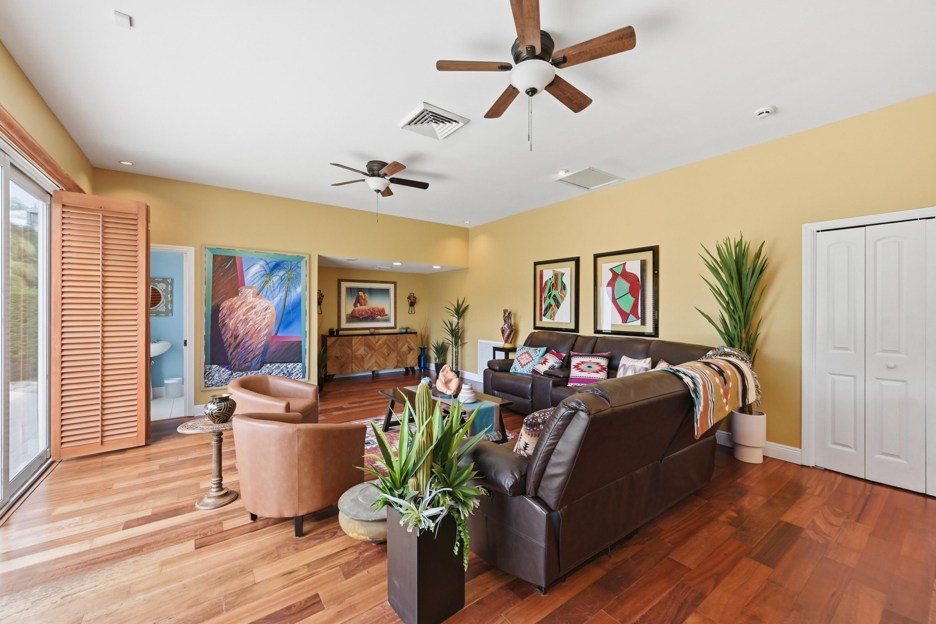 JACARANDA AREA 12-C - Residential