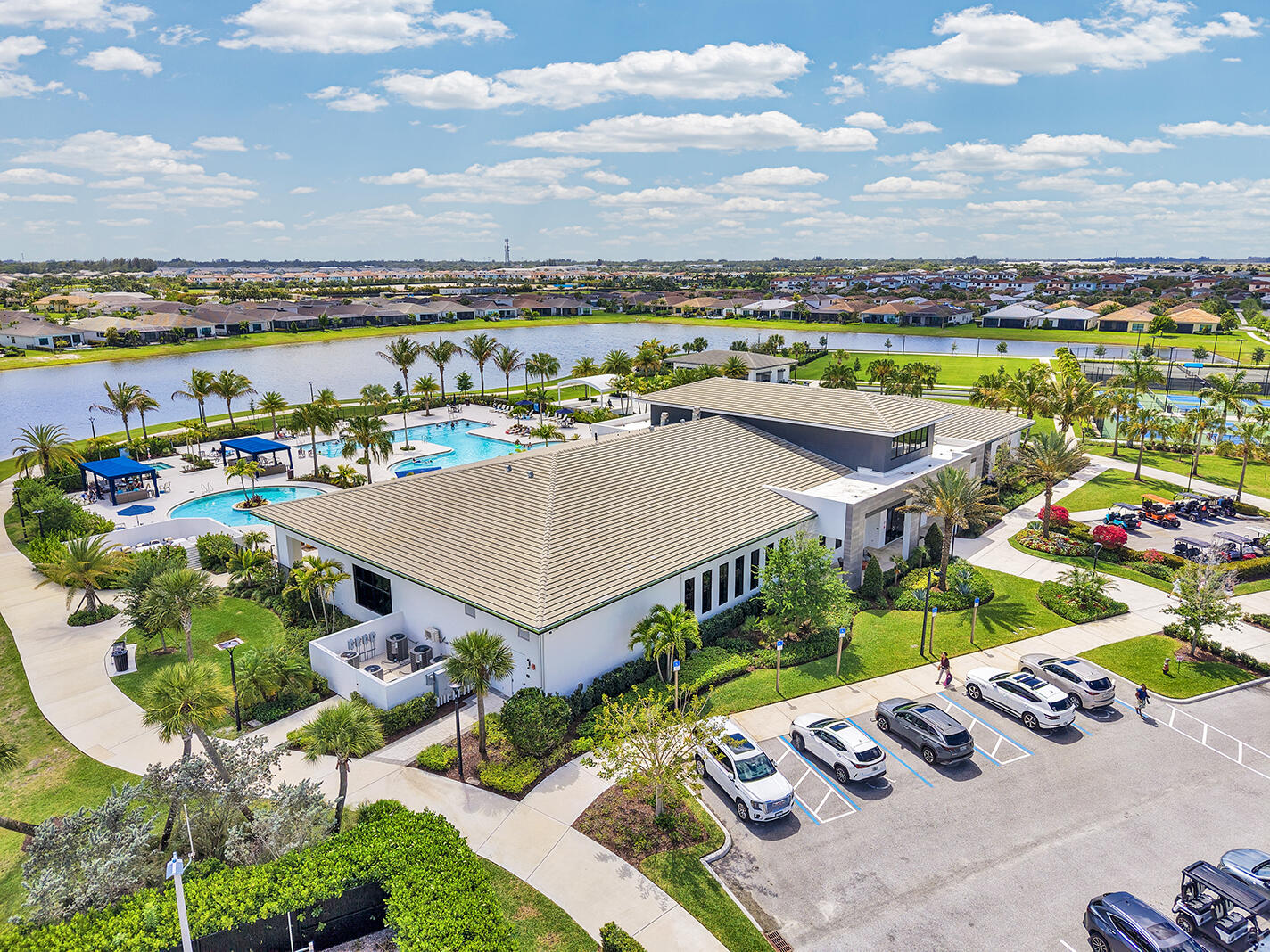 CRESSWIND PALM BEACH PHASE 3 - Residential