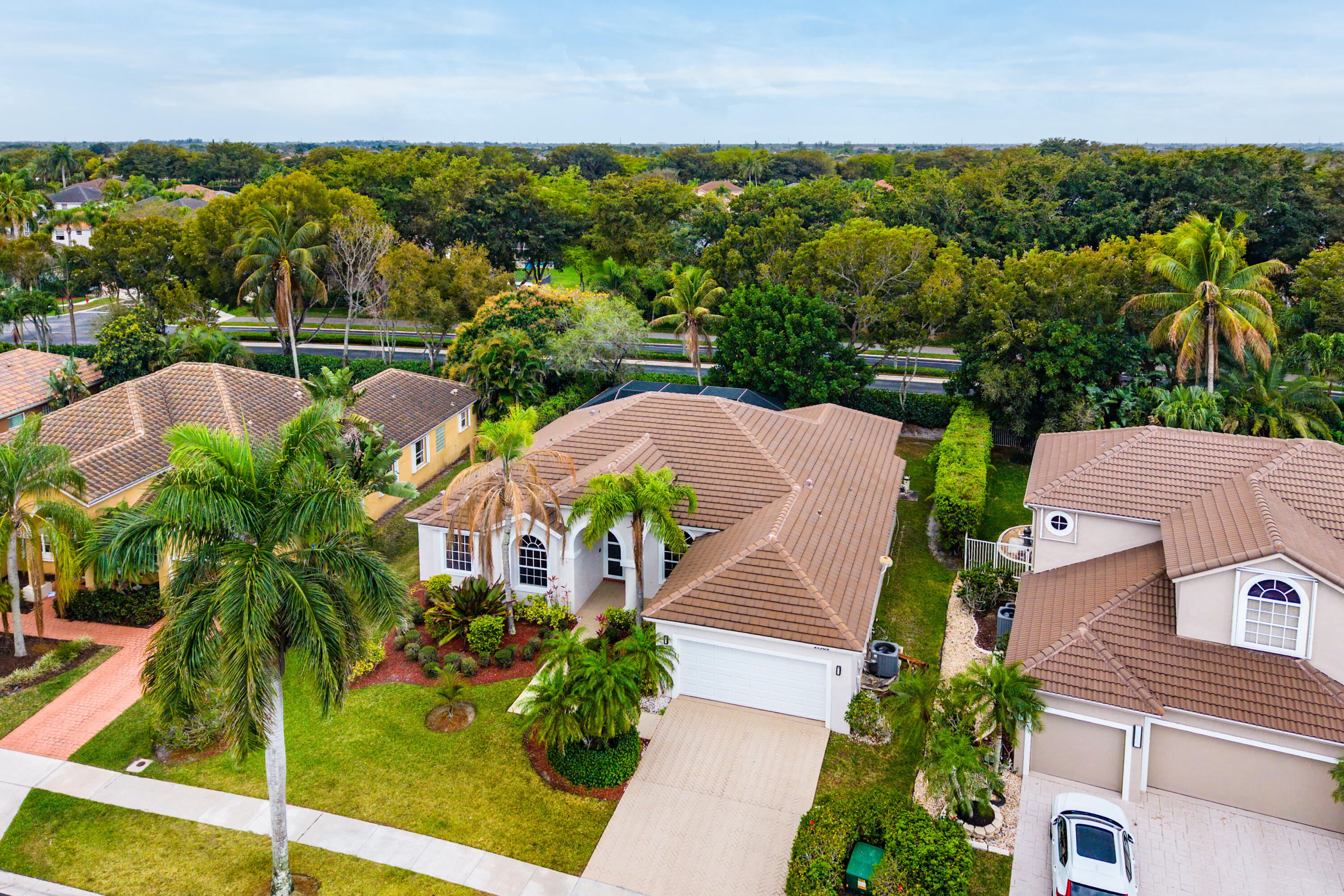 MAGESTIC POINTE/ BOCA FALLS - Residential