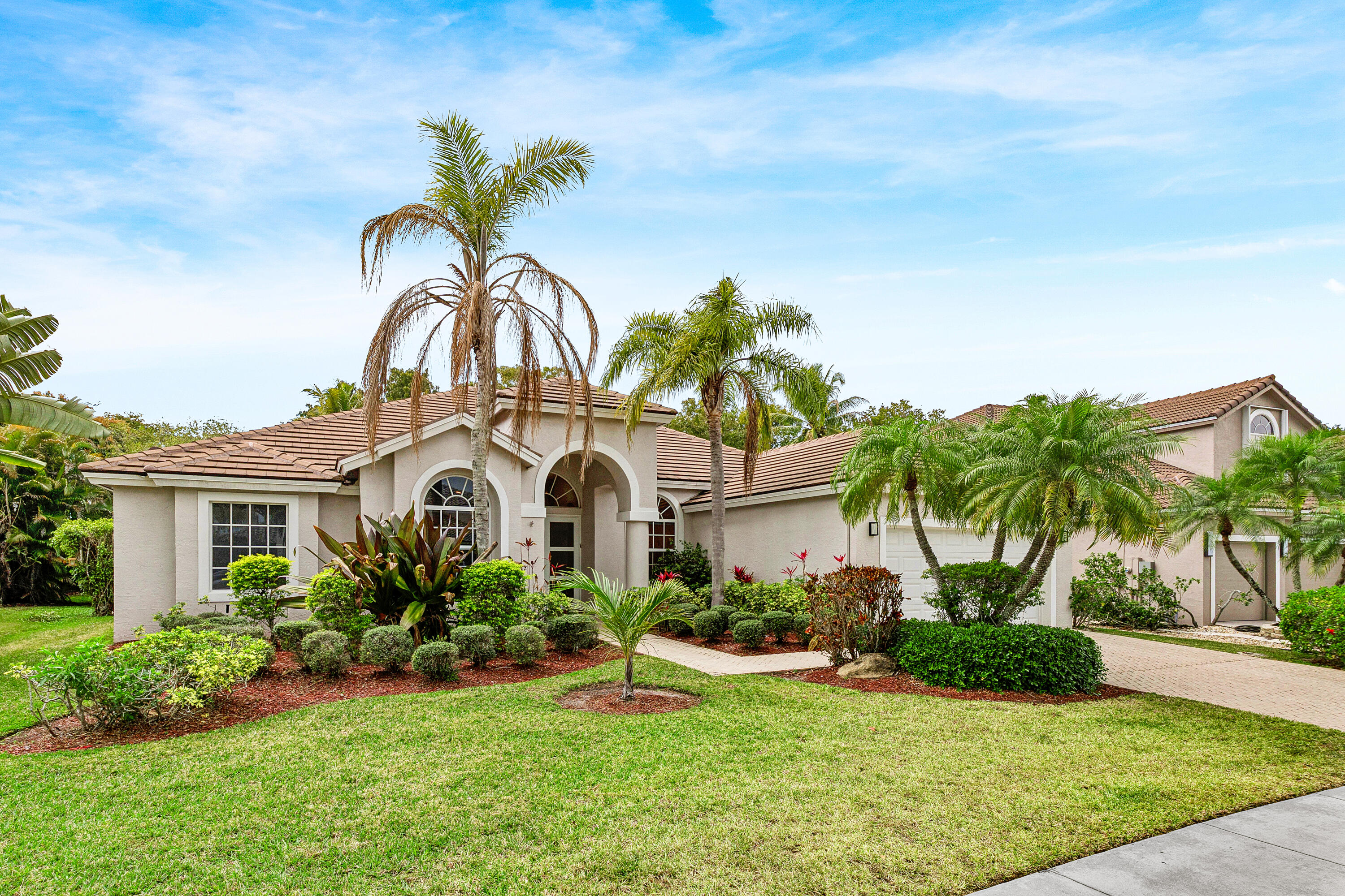 MAGESTIC POINTE/ BOCA FALLS - Residential