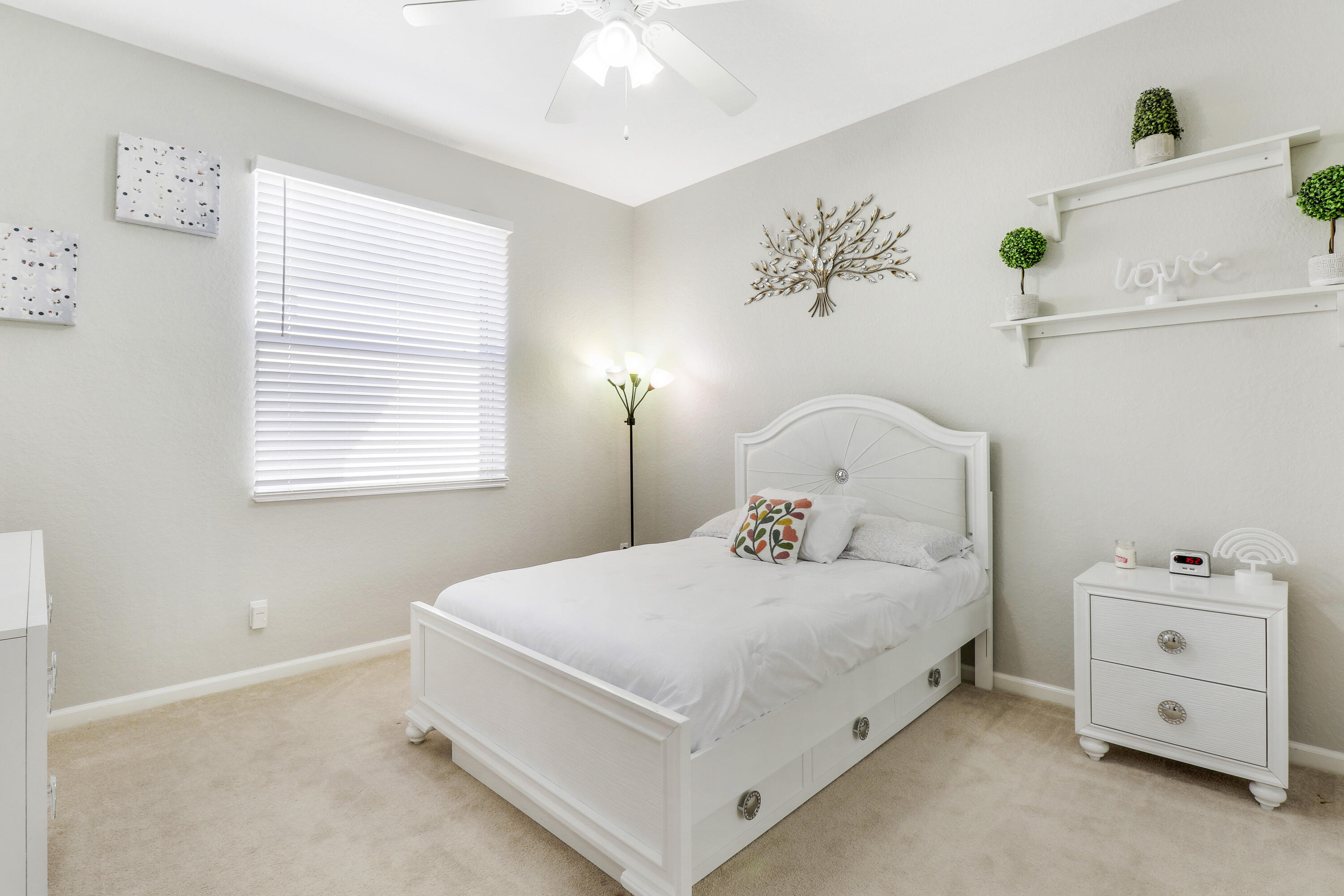 FOURTH REPLAT OF PORTOFINO ISLES - Residential