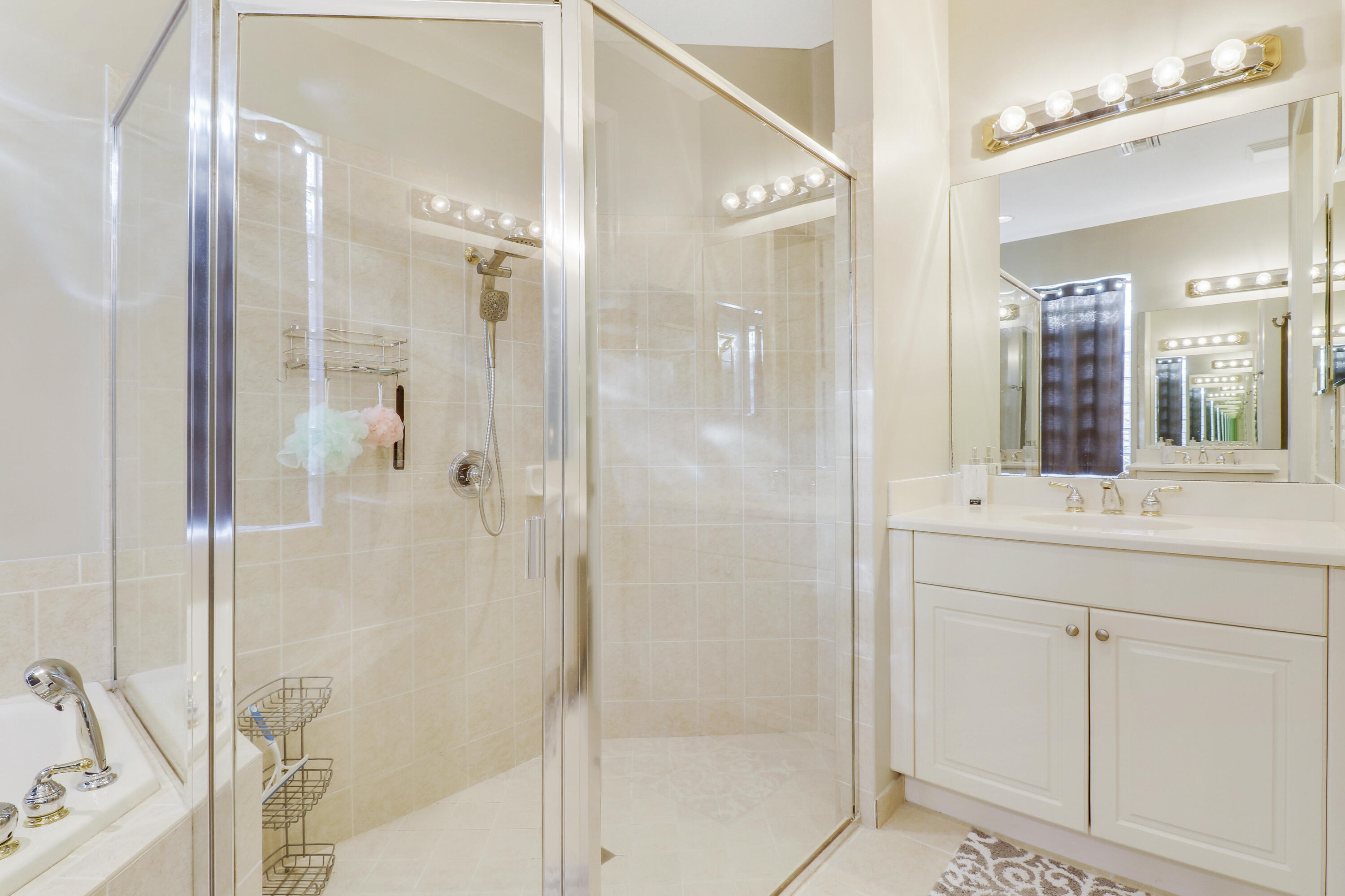 FOURTH REPLAT OF PORTOFINO ISLES - Residential