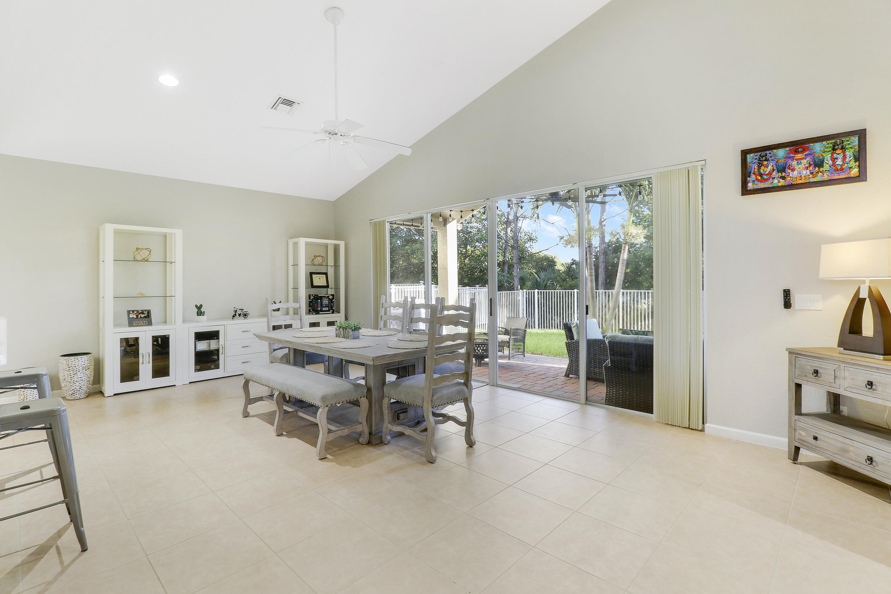 FOURTH REPLAT OF PORTOFINO ISLES - Residential
