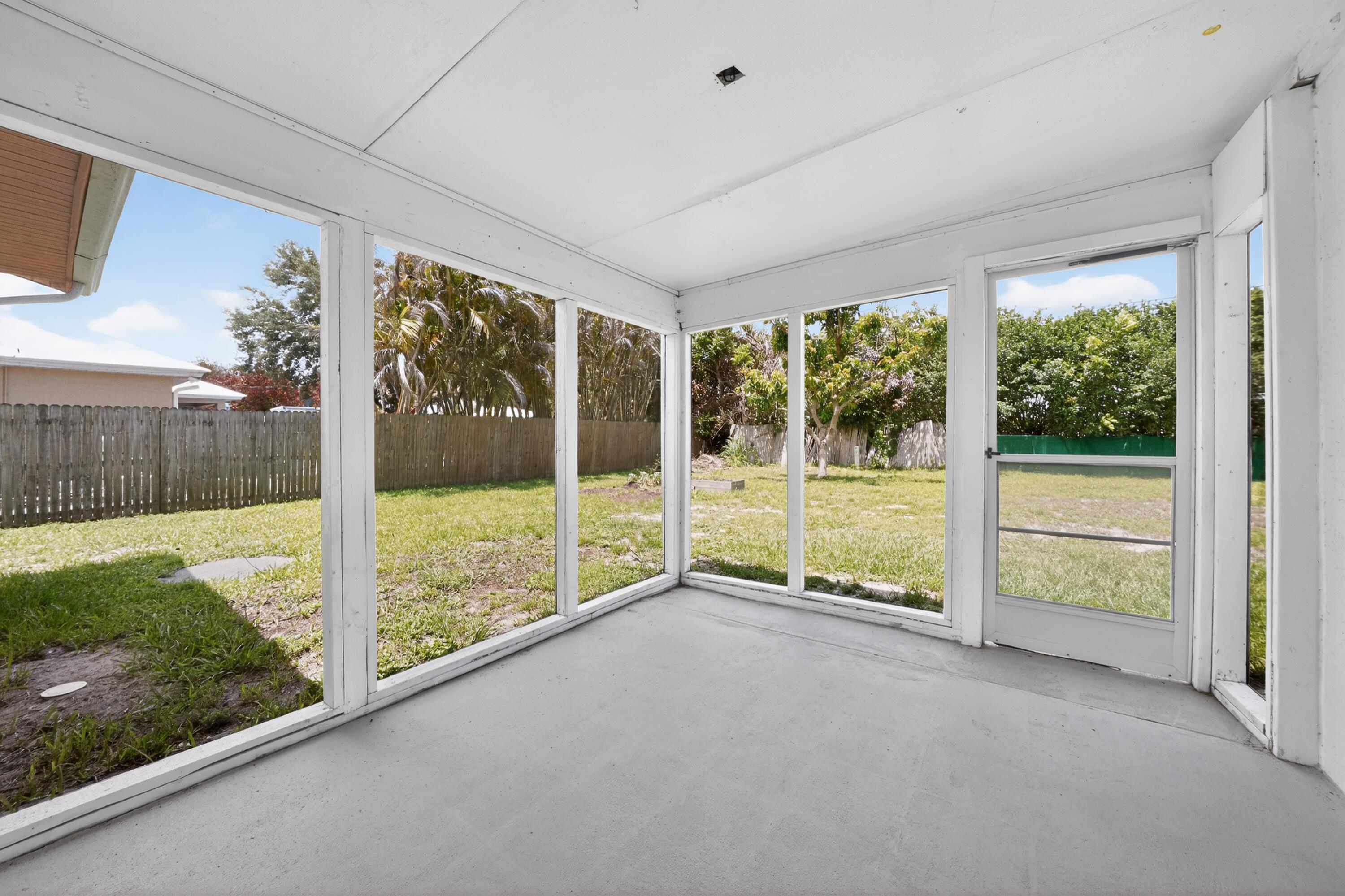PORT ST LUCIE SECTION 6 - Residential