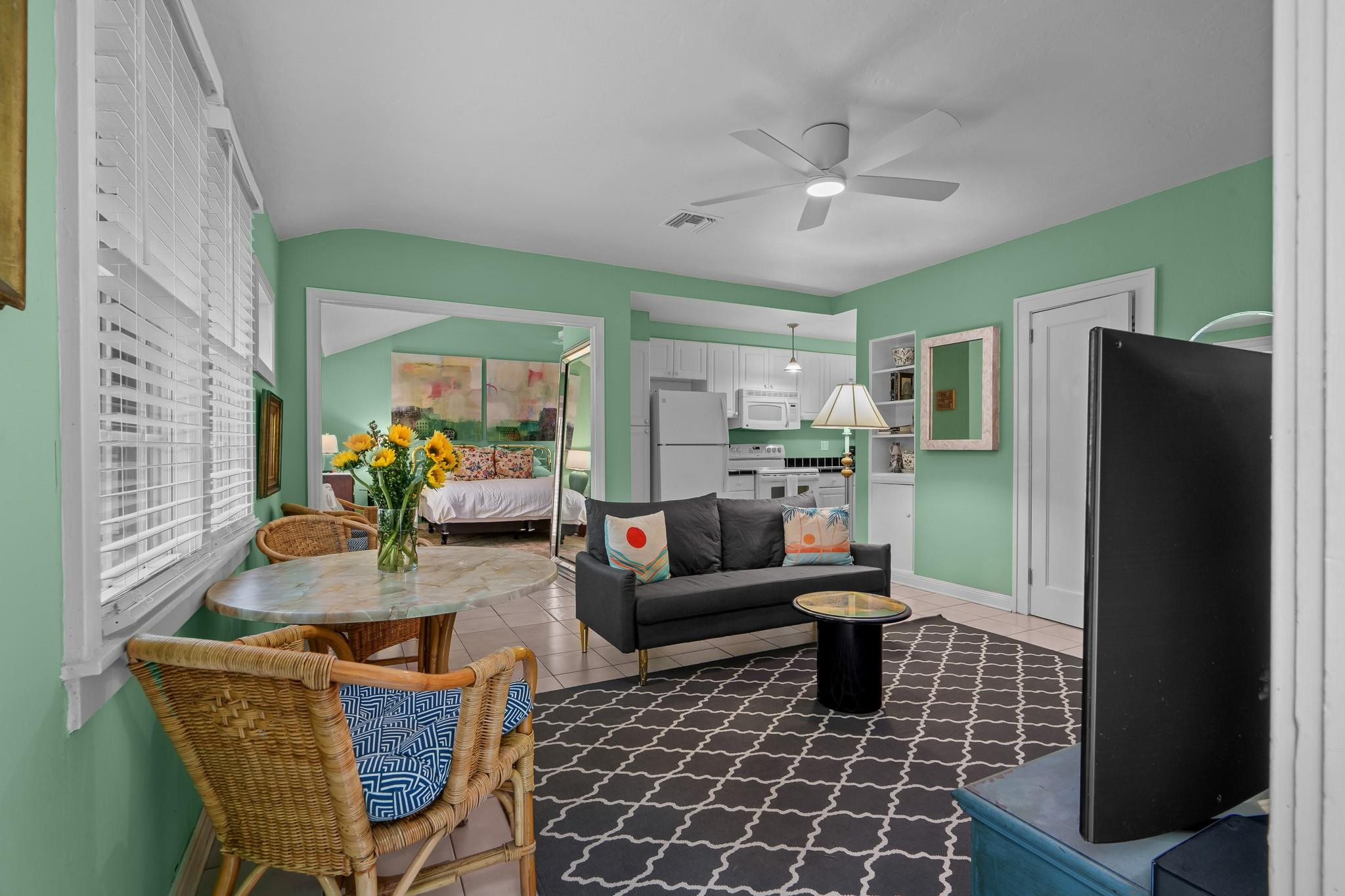 VICTORIA PARK CORR AMEN PLAT - Residential Lease