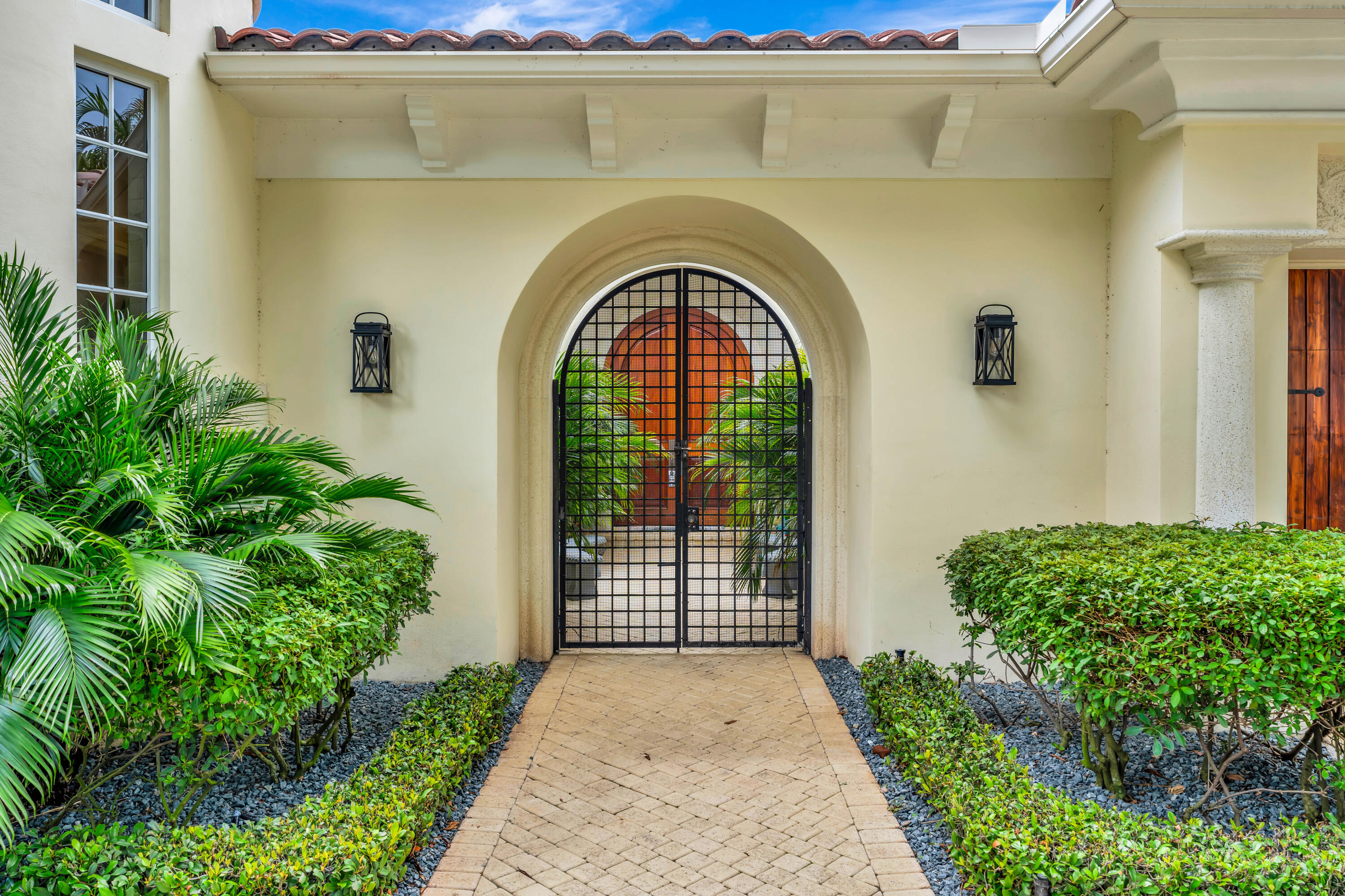 OLD PALM 2 - Residential