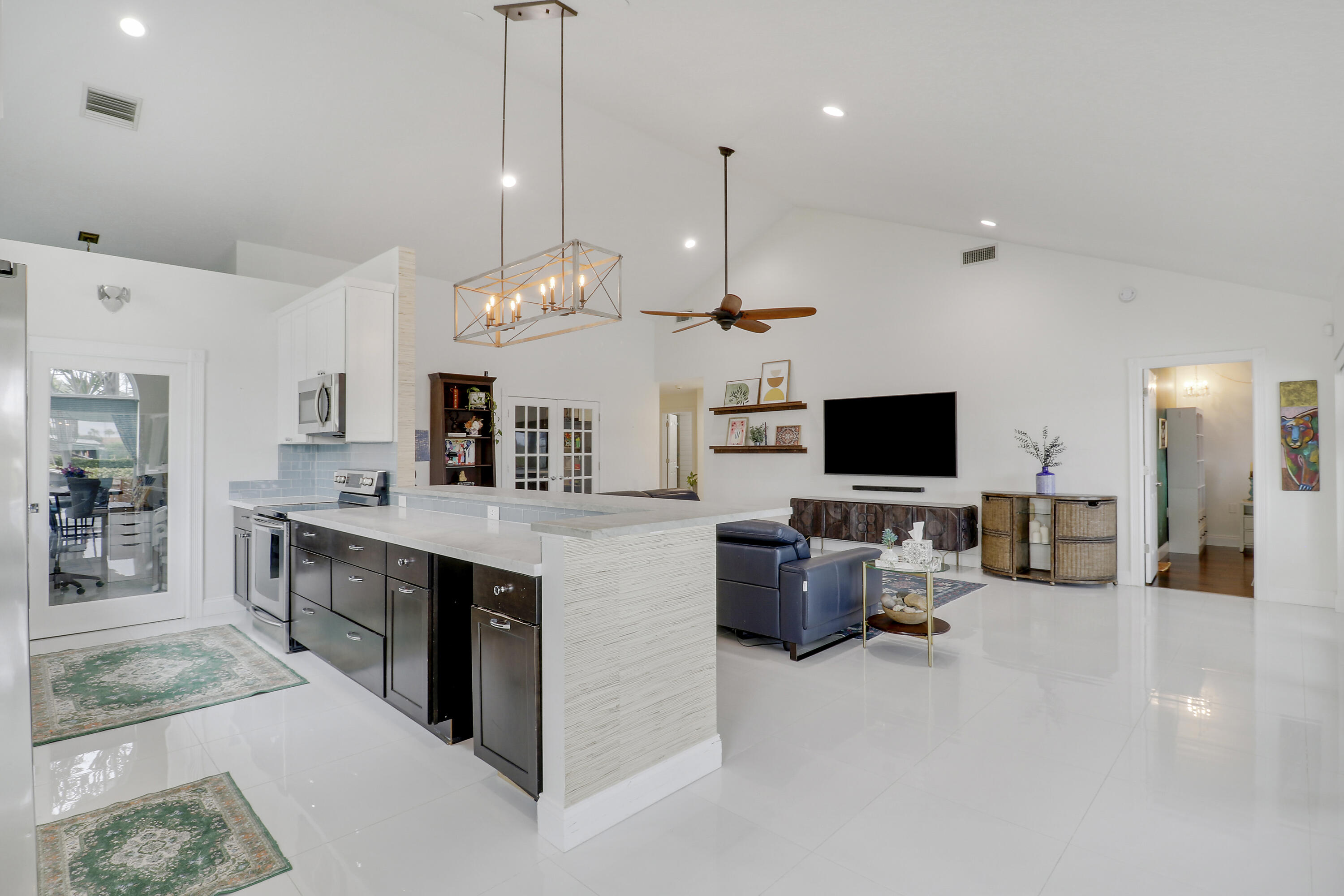BEAR ISLAND - Residential