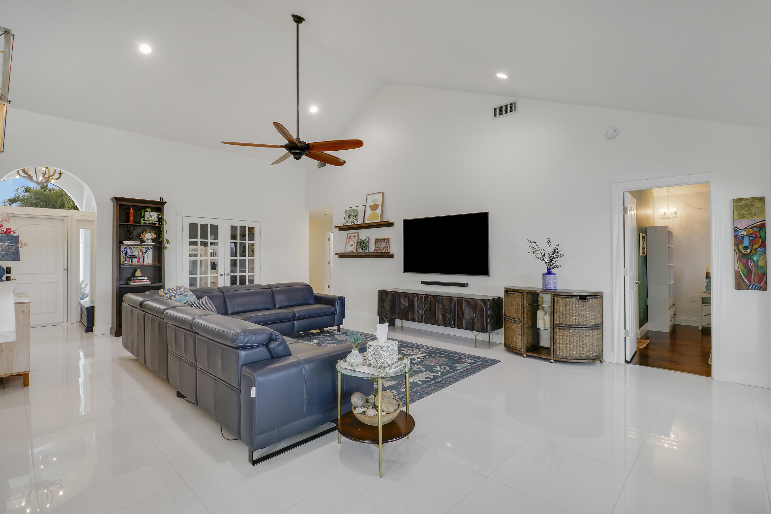 BEAR ISLAND - Residential