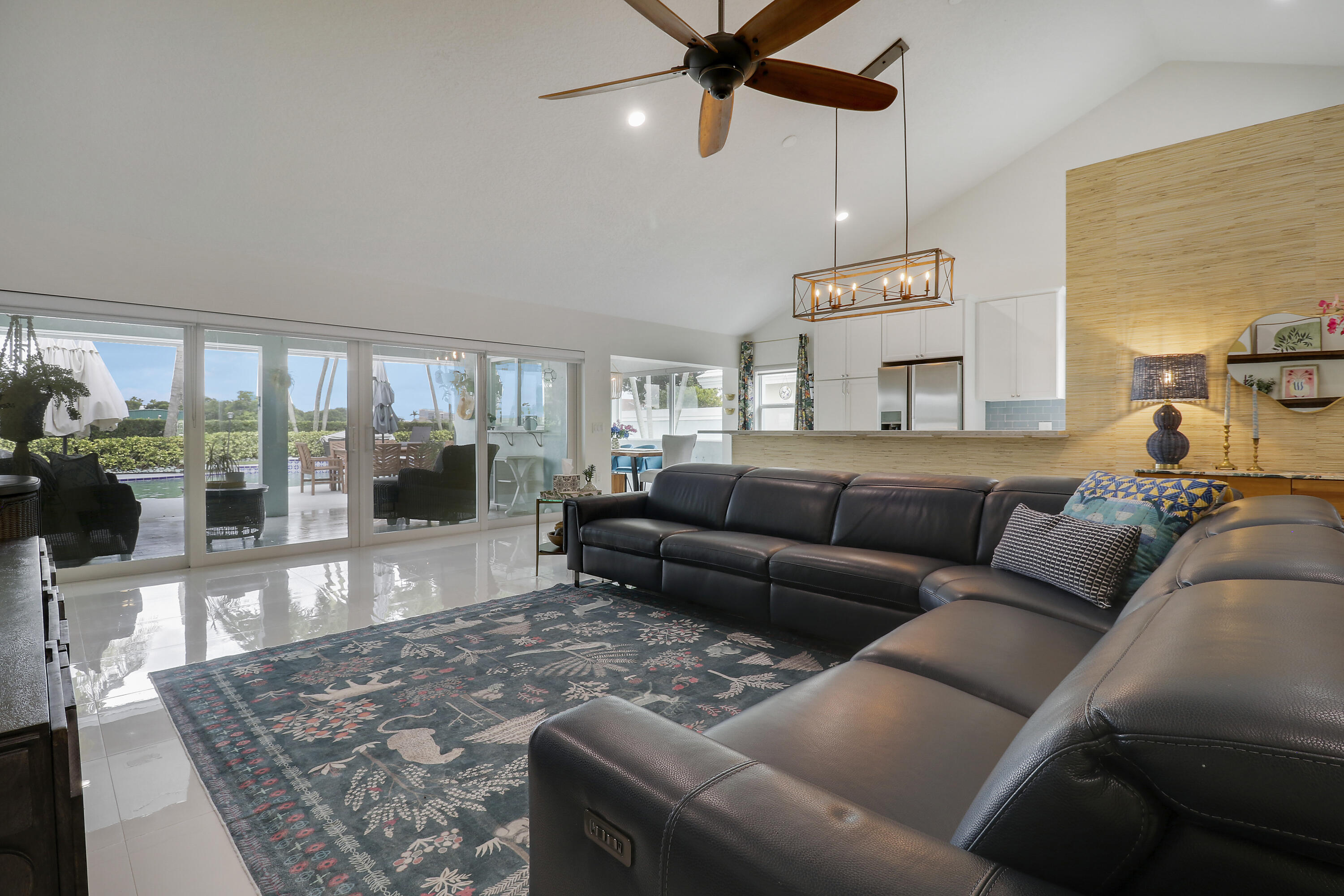 BEAR ISLAND - Residential