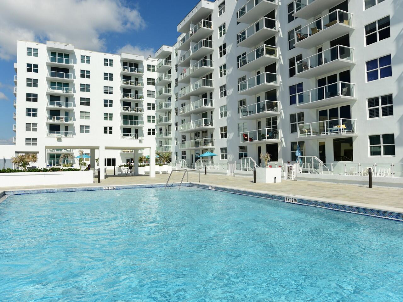 PATRICIAN OF PALM BEACH CONDO - Residential