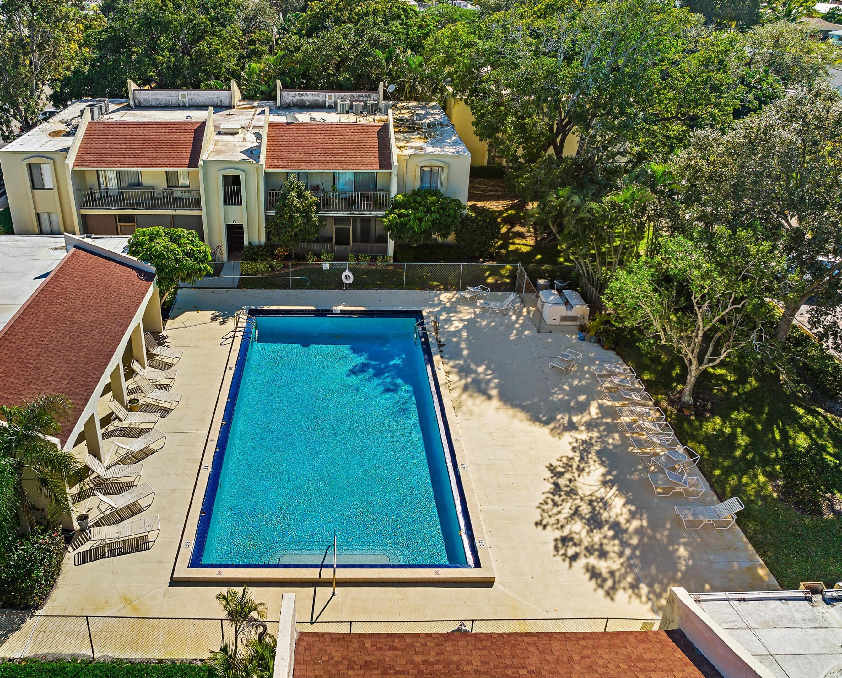 PINES OF JUPITER/TEQUESTA CONDO - Residential Lease