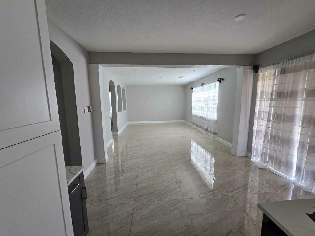 ISLES AT WESTON - Residential