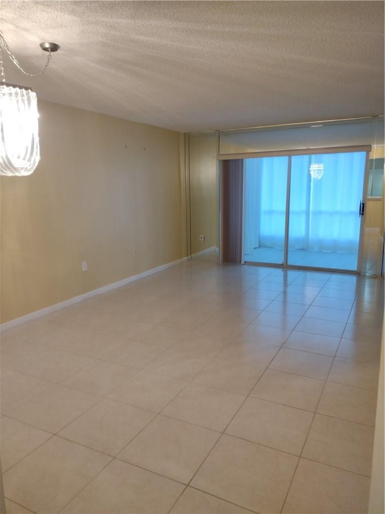 TRENT CONDOMINIUM - Residential