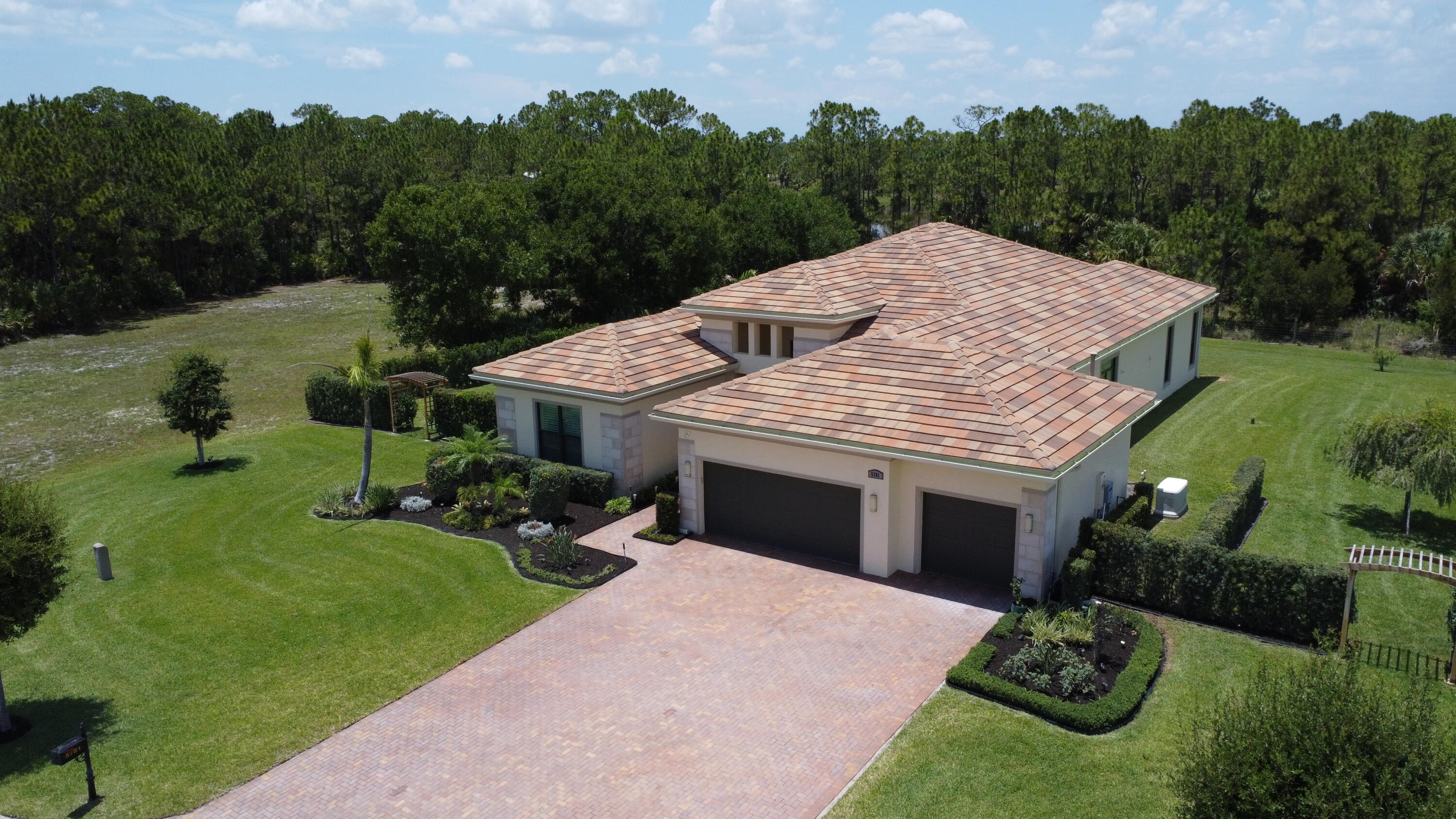 TUSCAWILLA (AKA CANOPY CREEK) - Residential