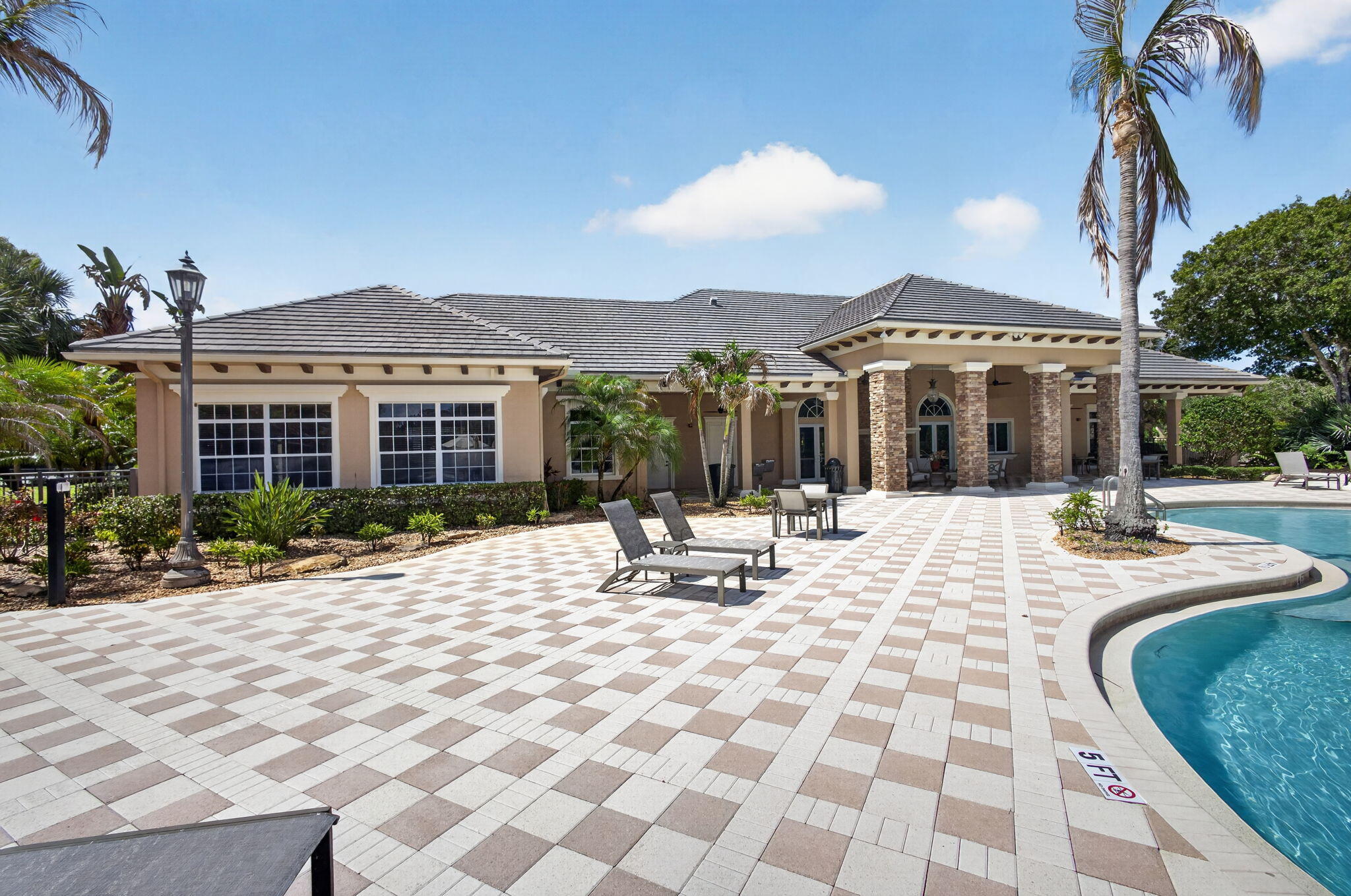 TUSCAWILLA (AKA CANOPY CREEK) - Residential